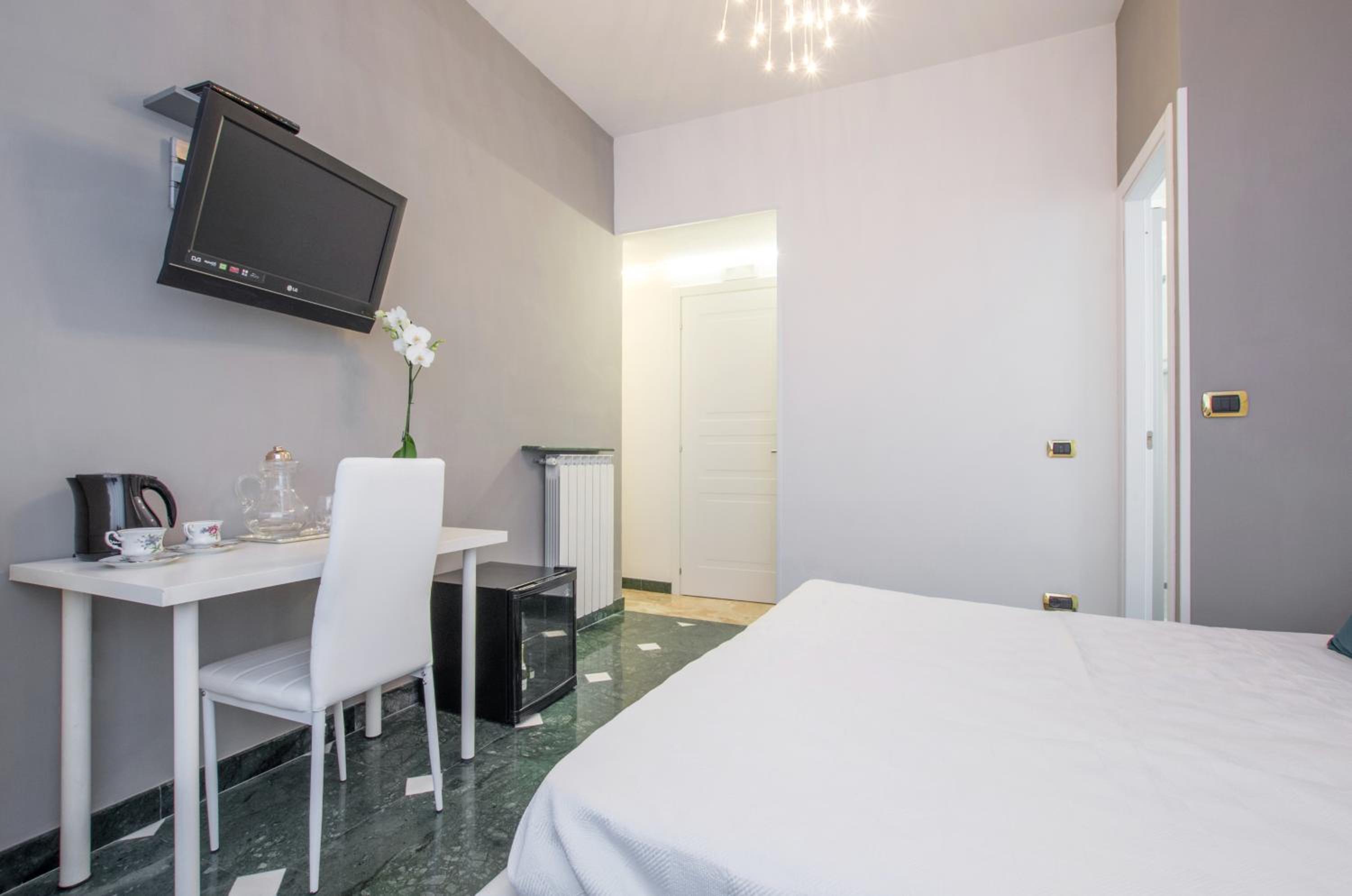 Double Room photo 2