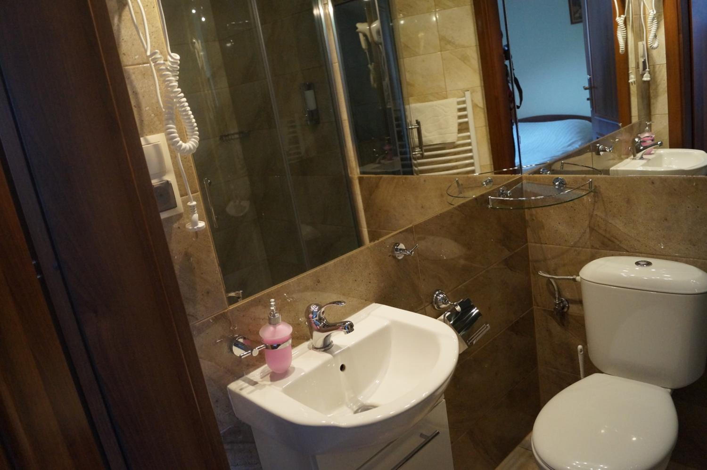 Large Double Room photo 2