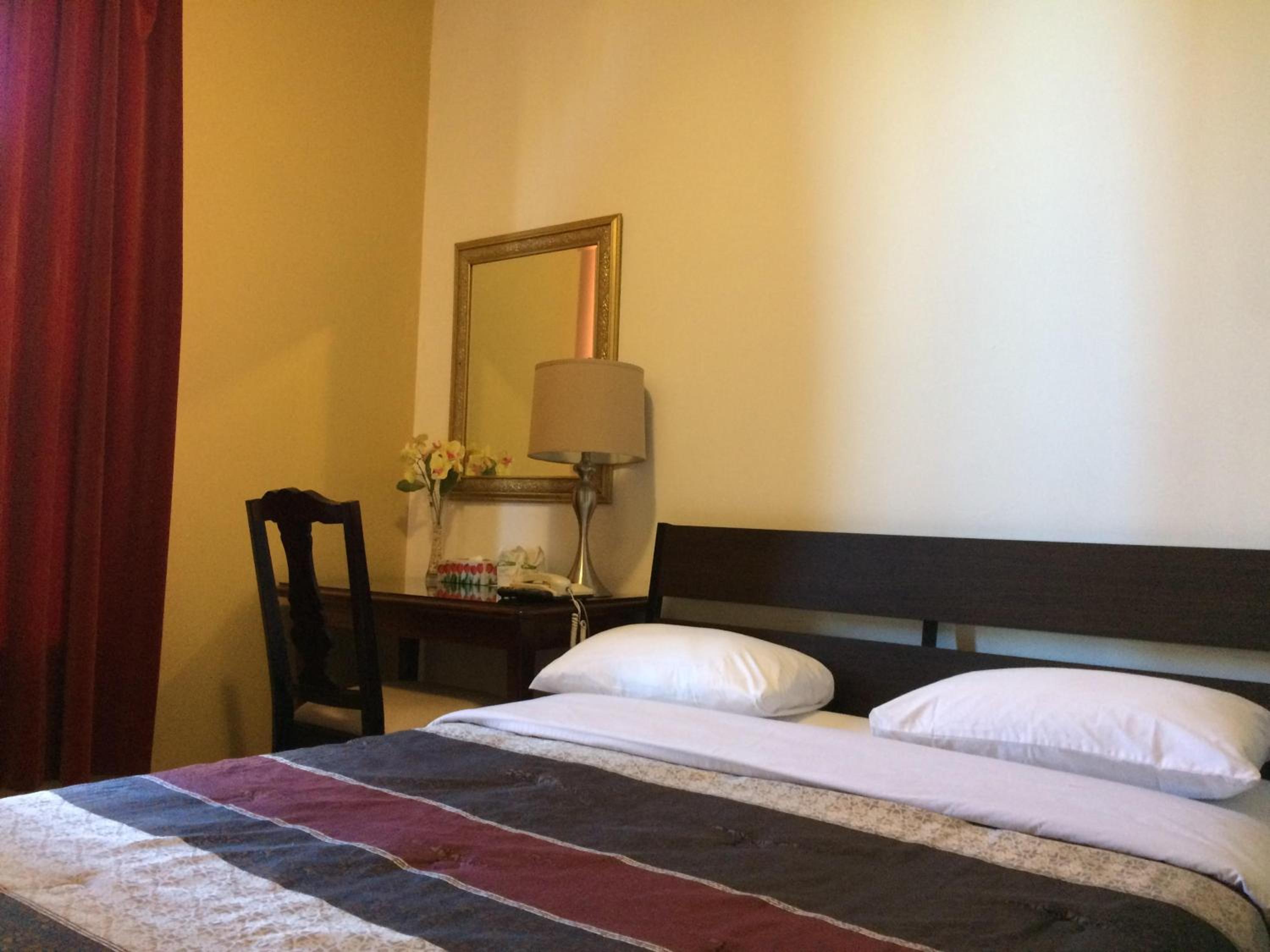 Double Room - Photo 6