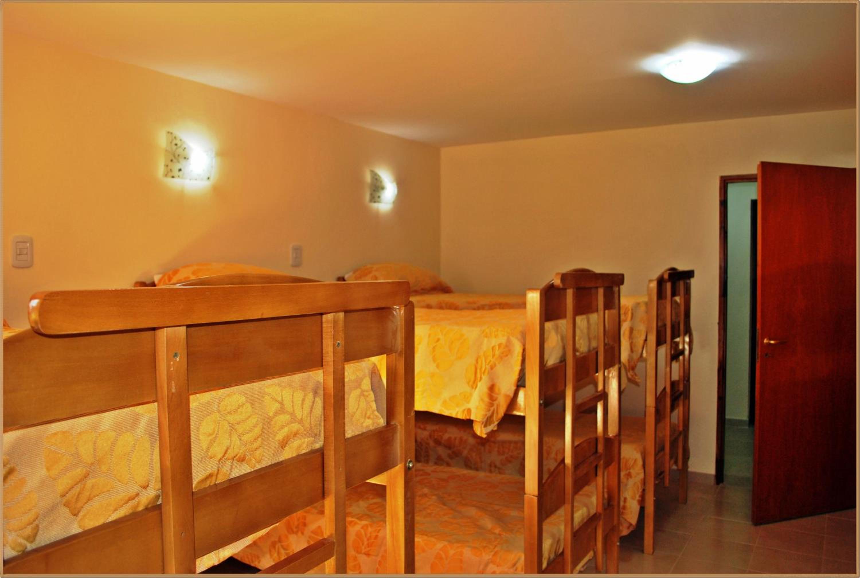 Single Bed in 6-Bed Dormitory Room photo 2