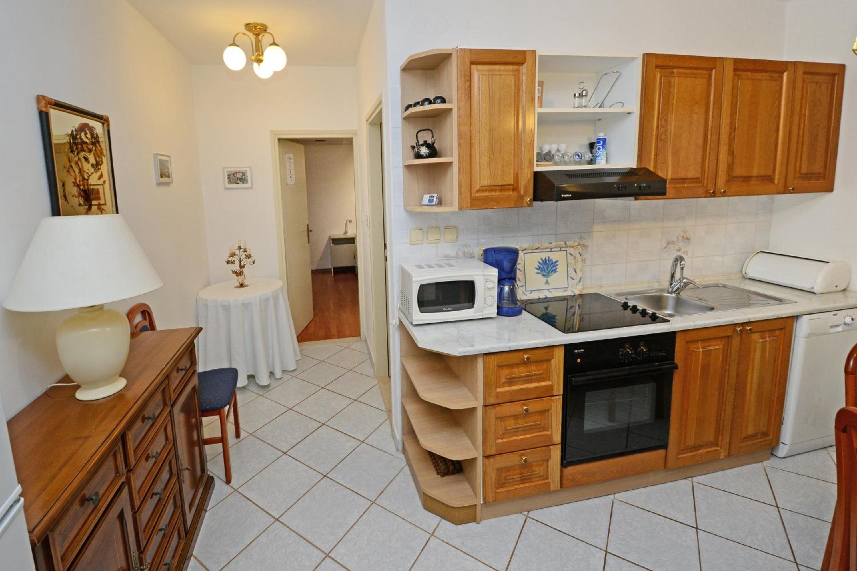 Apartment with Terrace photo 3