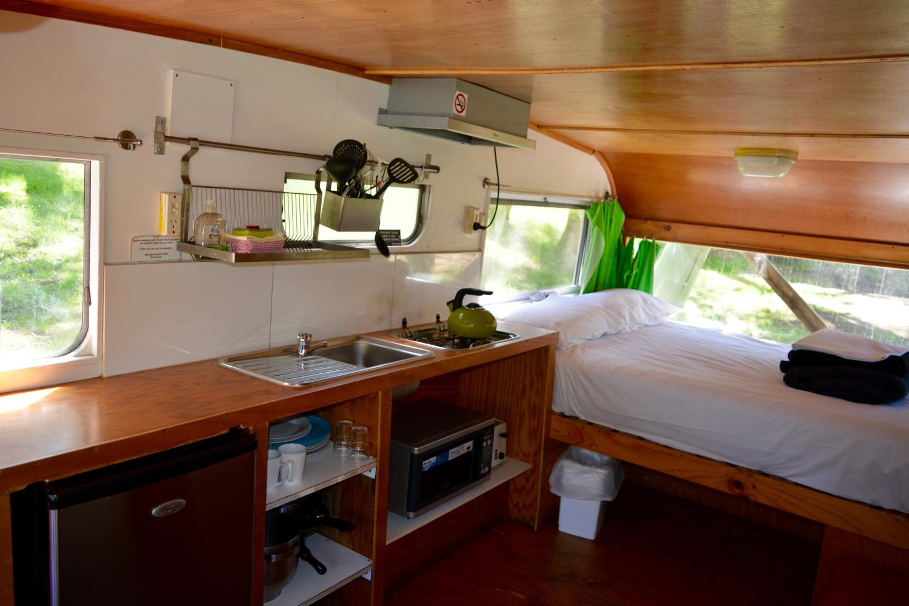 Caravan with Shared Bathroom - On-site  photo 1
