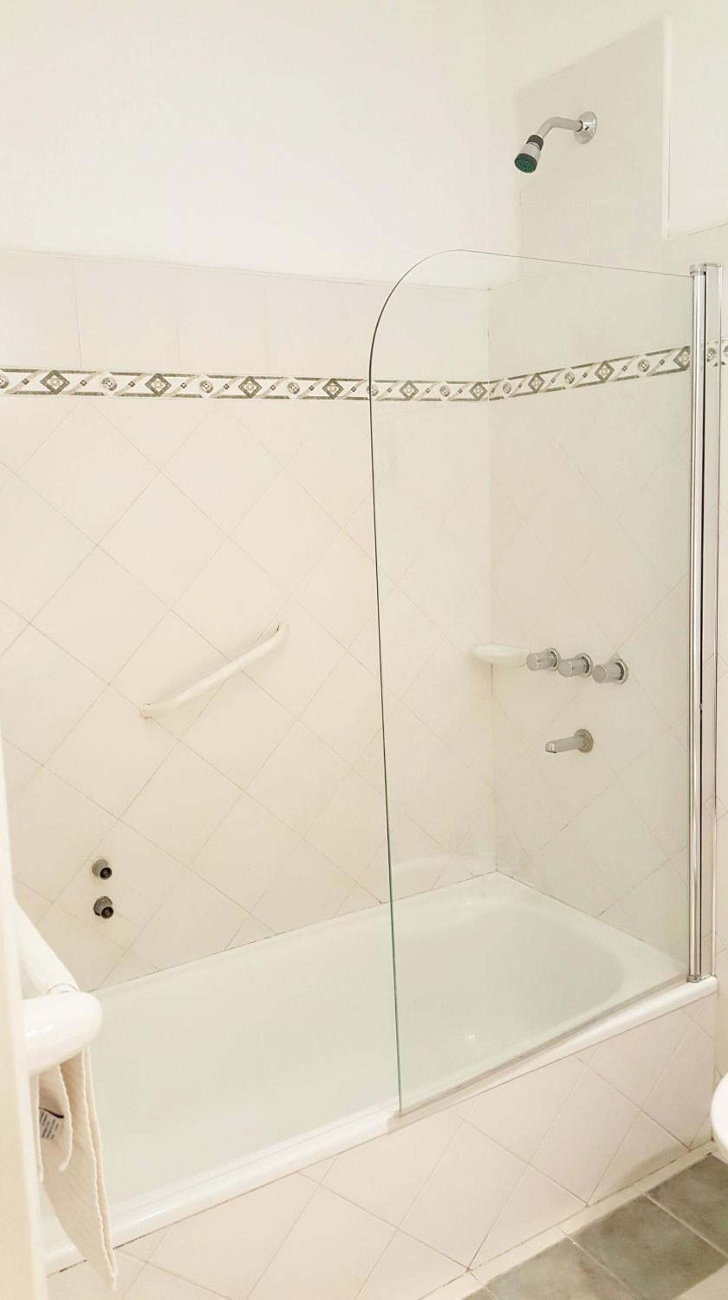 Basic Triple Room photo 2