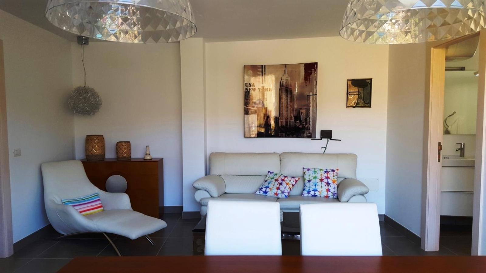 Apartamento con Balcón