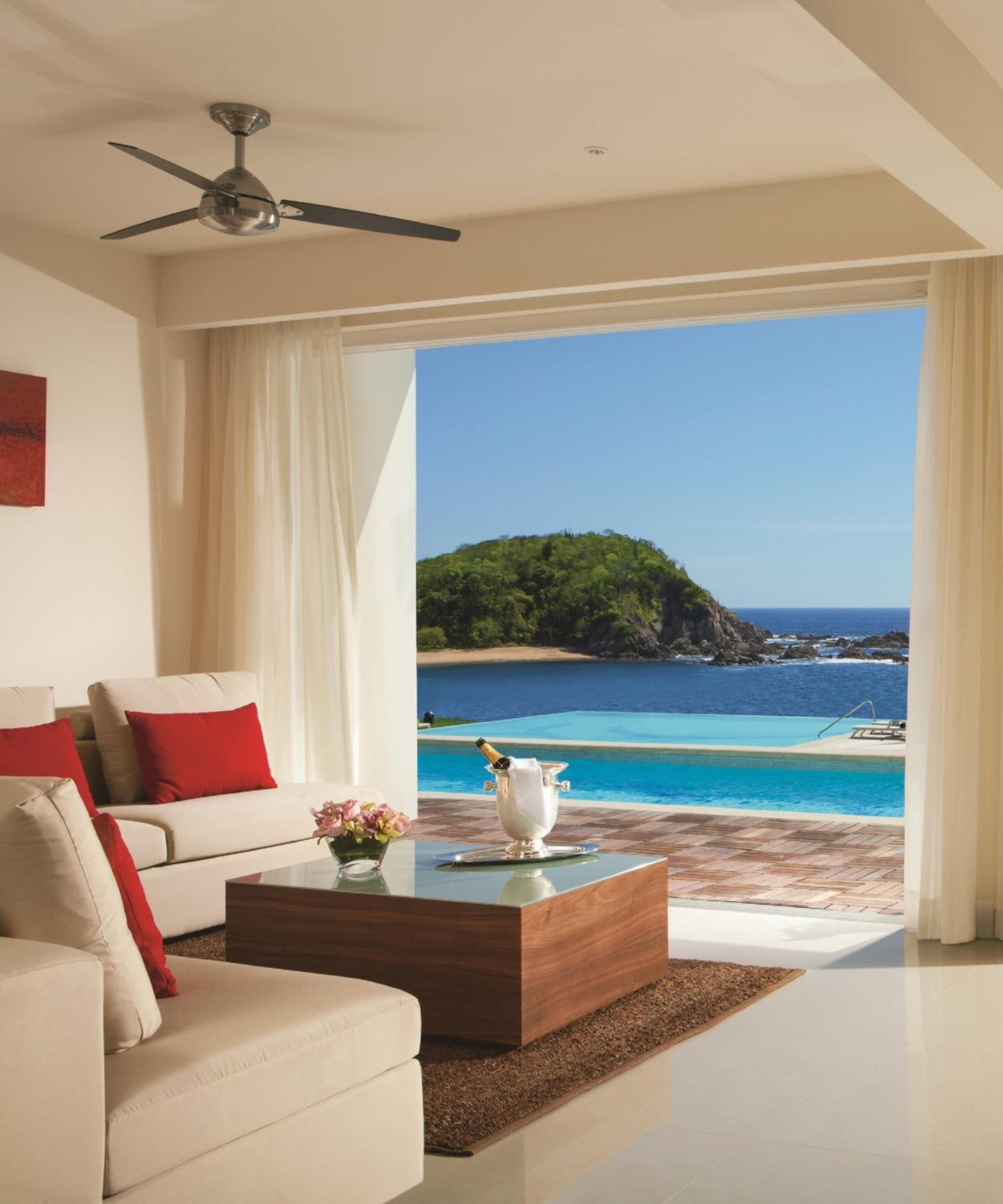 Preferred Club One Bedroom Swimout - Photo 5