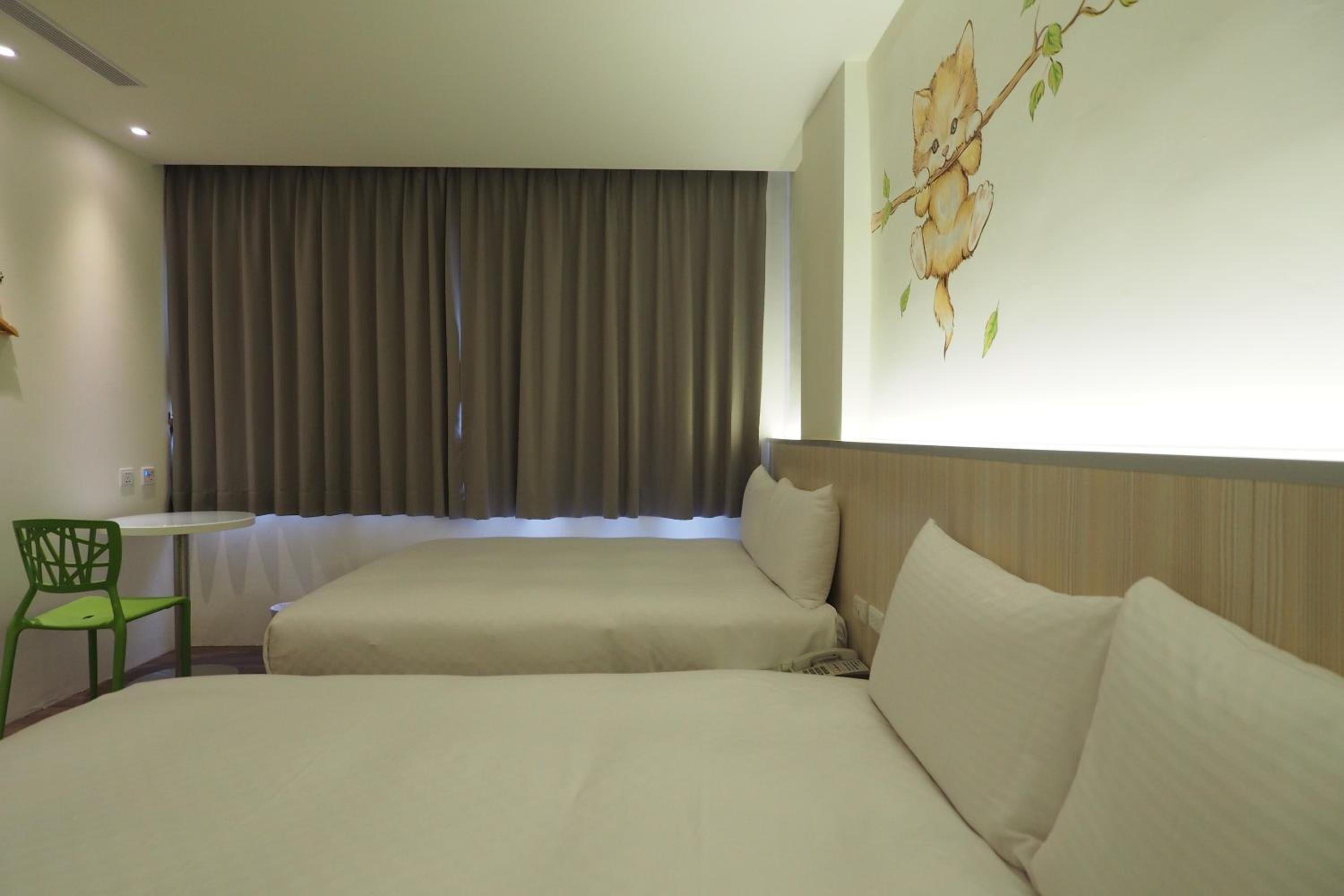 Deluxe Triple Room photo 2