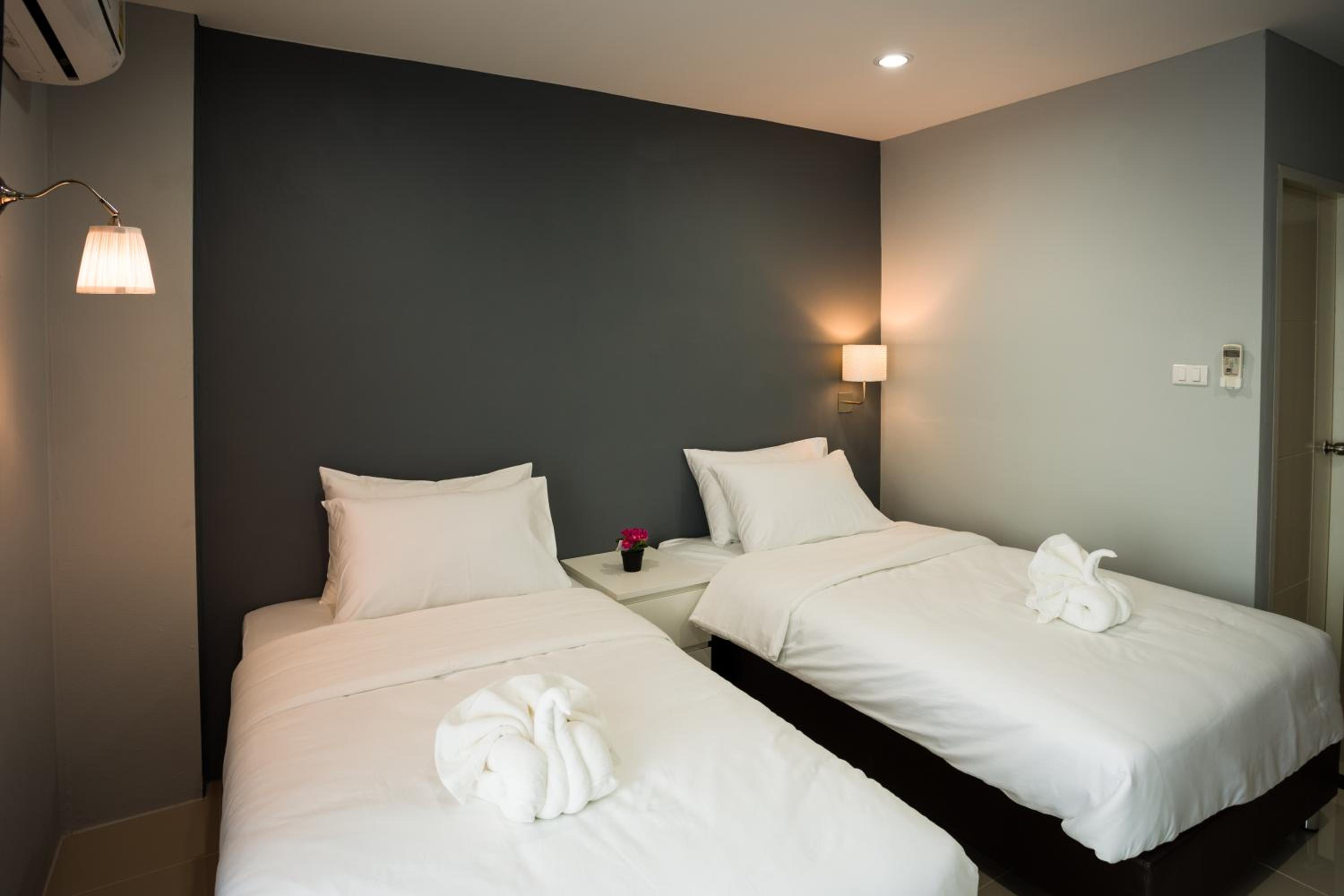 Twin Room with Balcony