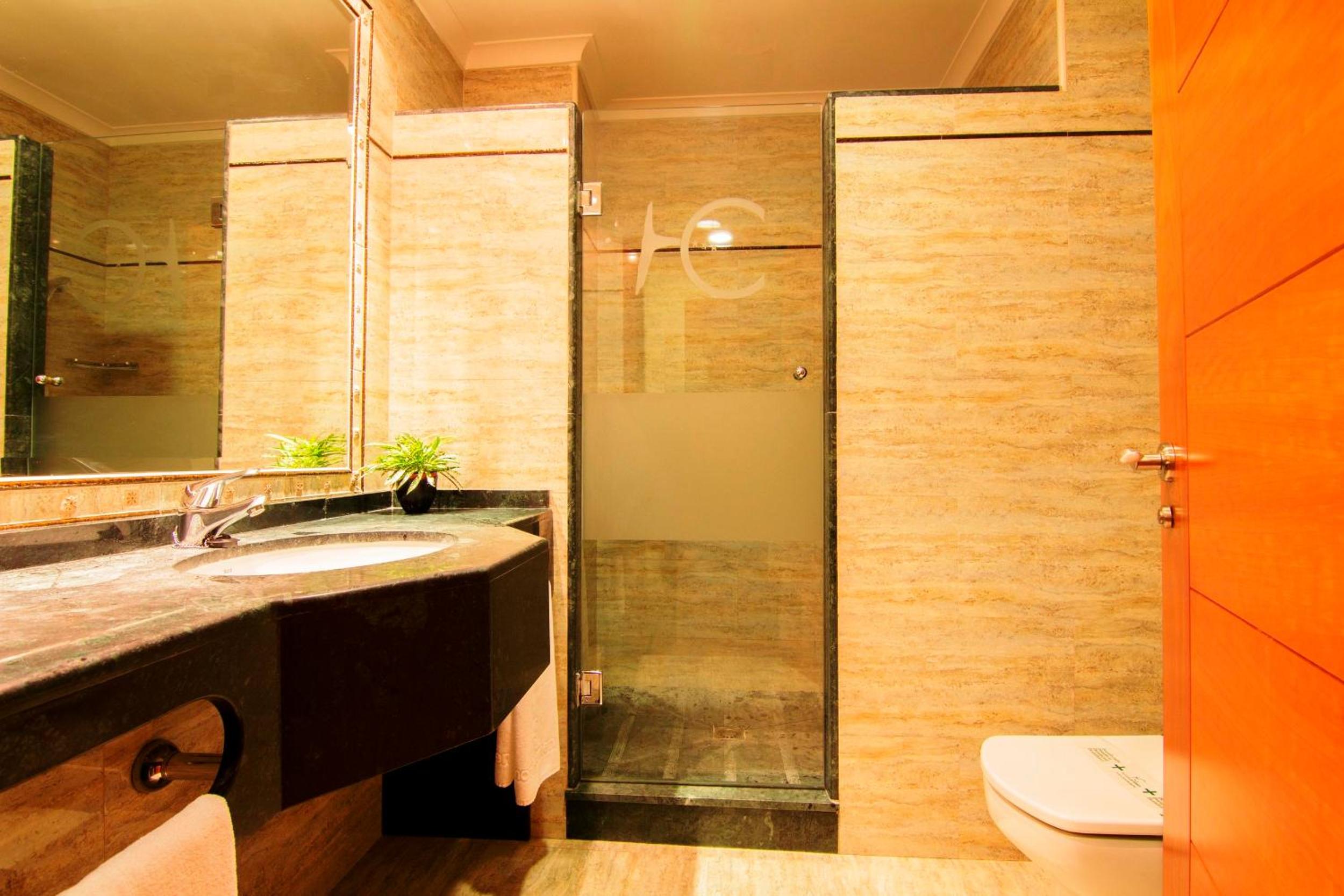 Double Room - Photo 4