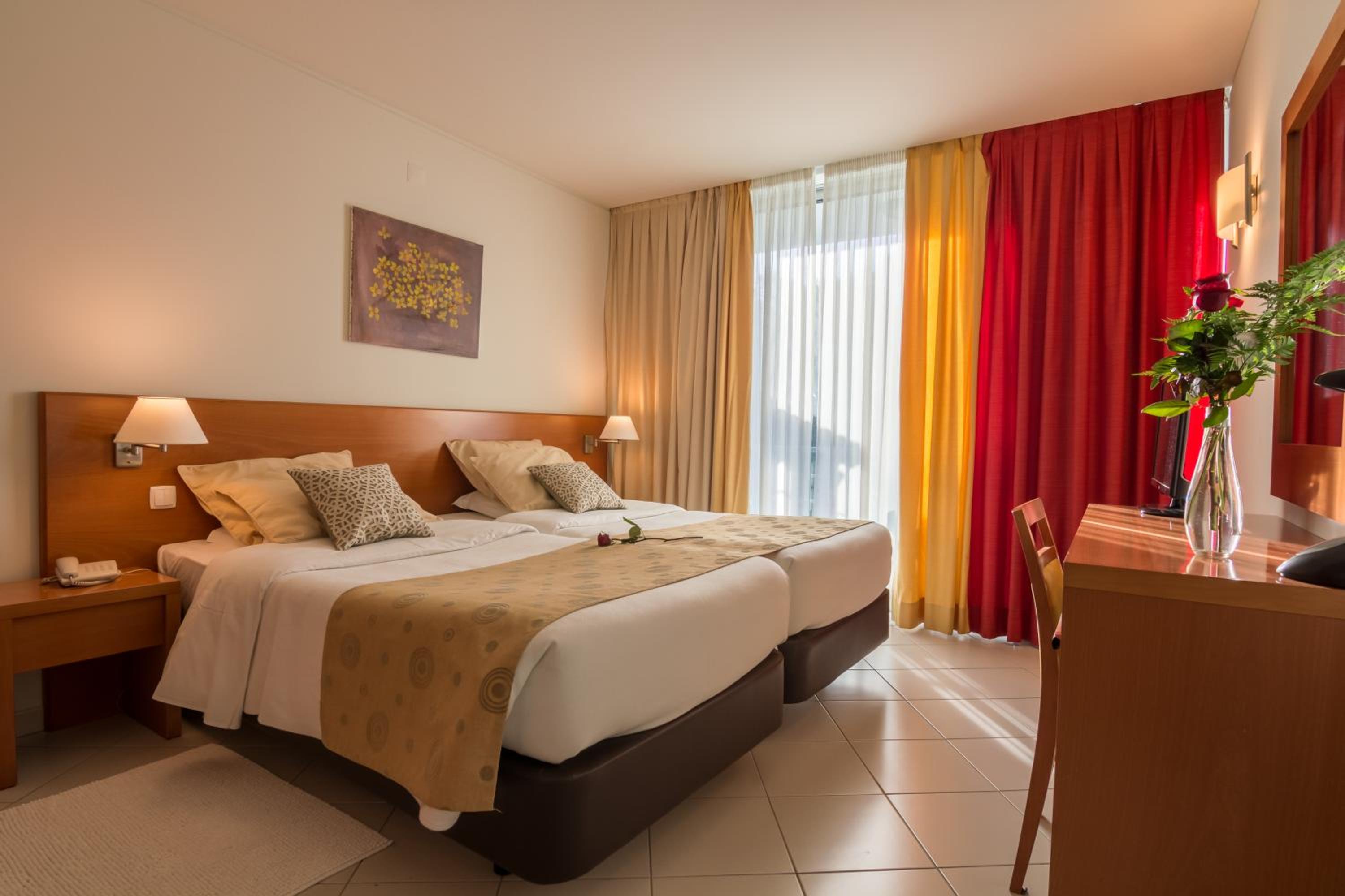 Standard Double or Twin Room - Photo 1
