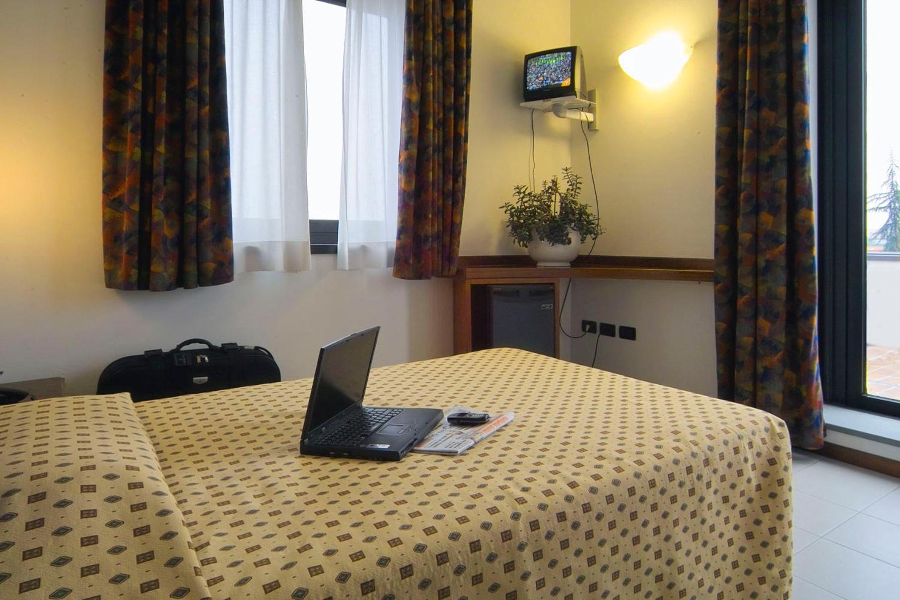 Standard Single Room photo 3