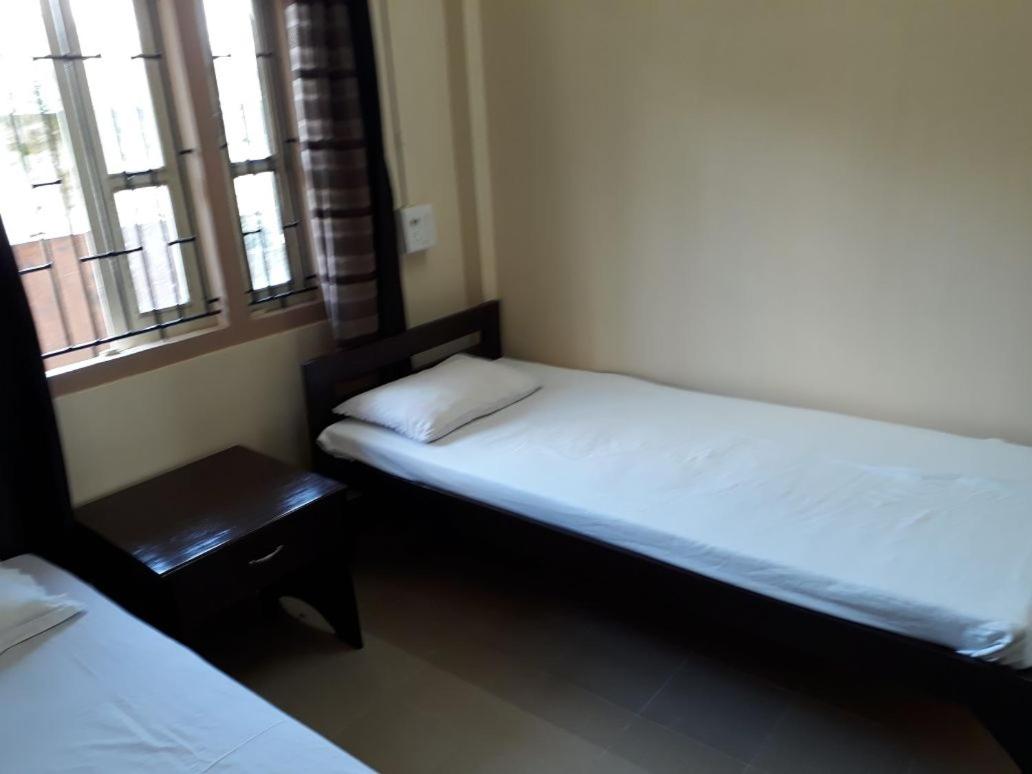 Double or Twin Room with Private External Bathroom photo 3