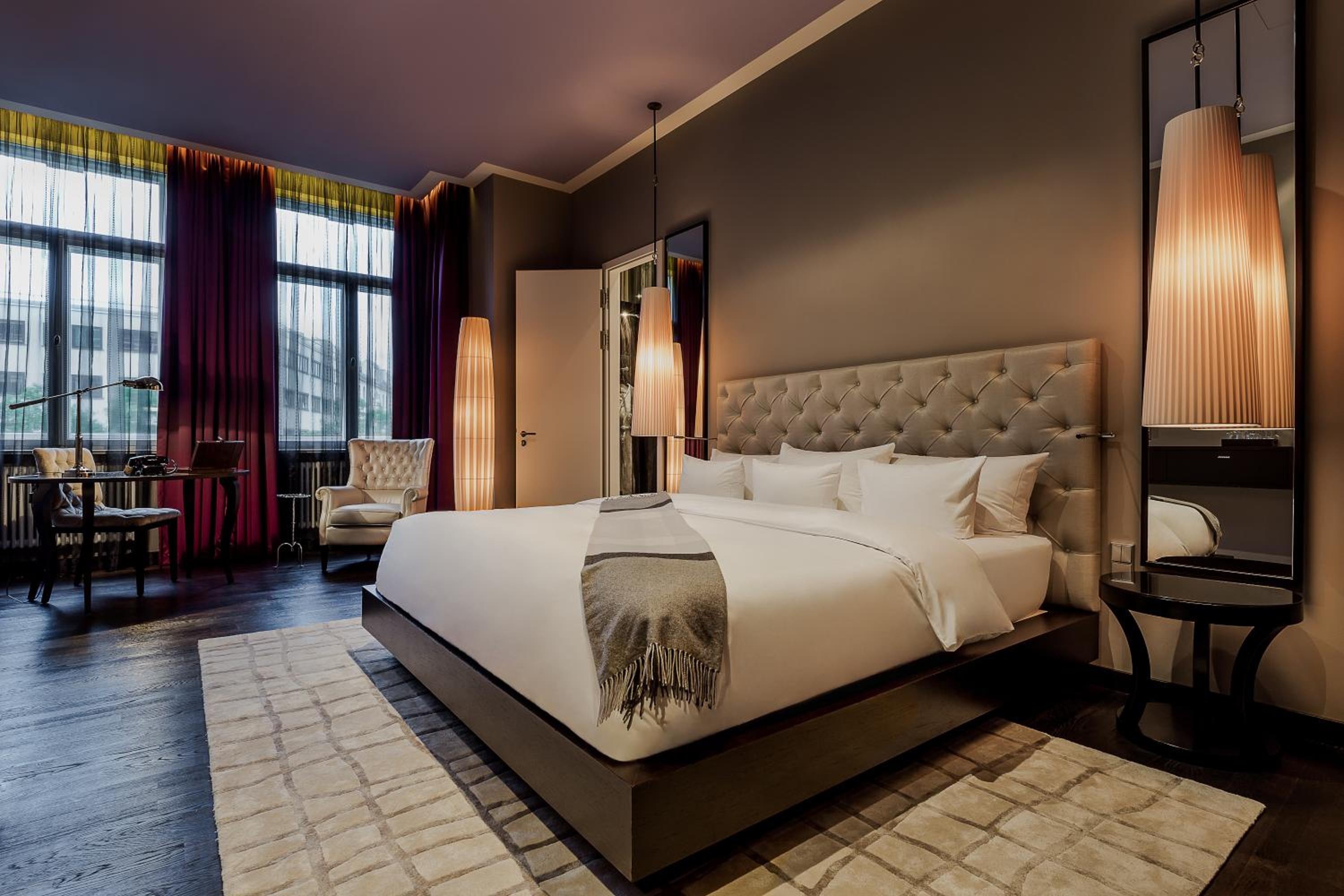 Grand Deluxe Room