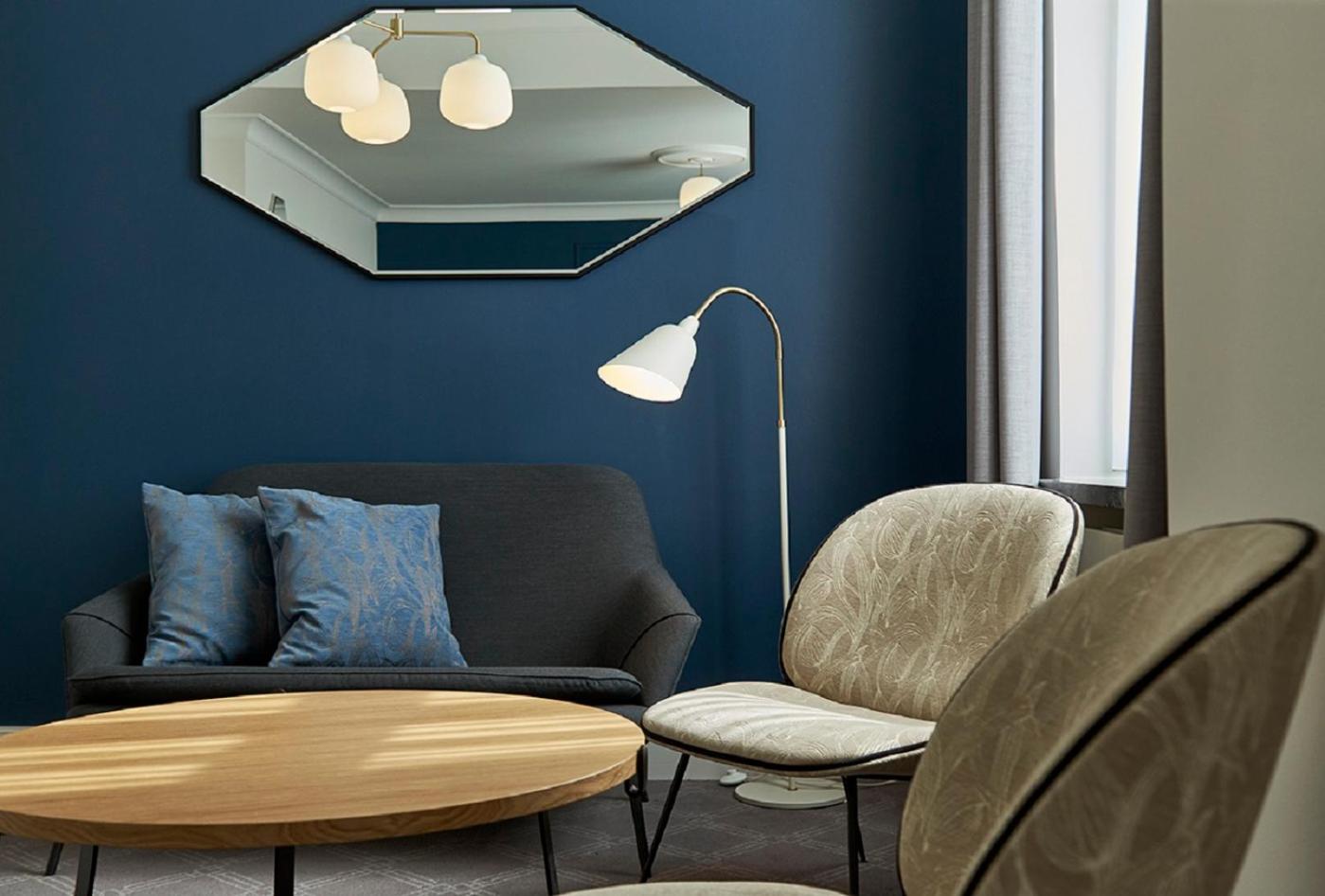 Exclusive Family Room - Photo 3