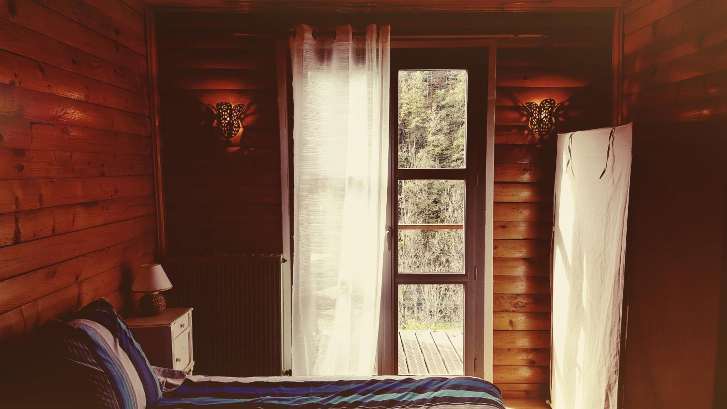Twin Room with Mountain View and Shared Bathroom photo 3