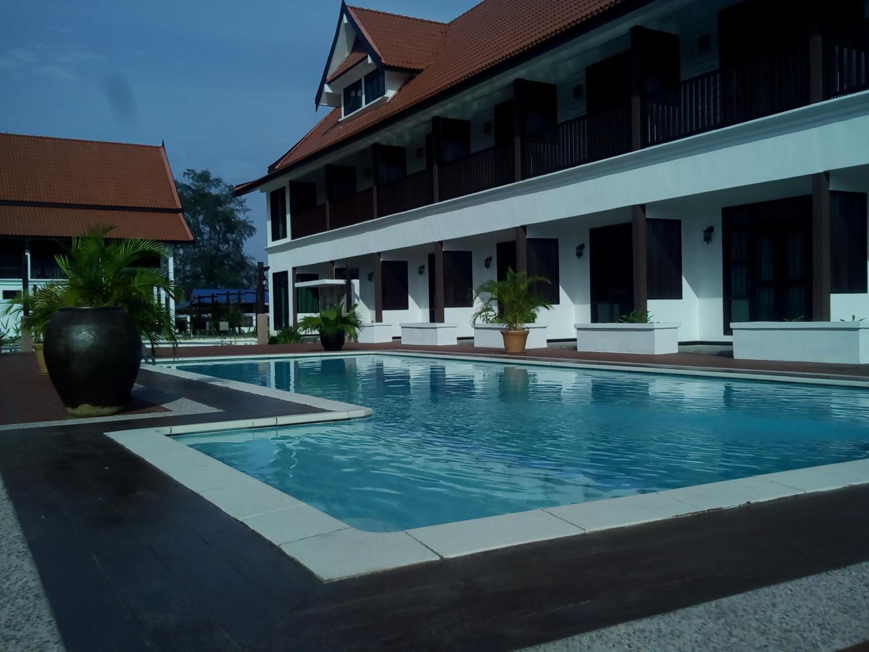 Deluxe Double or Twin Room - Photo 1