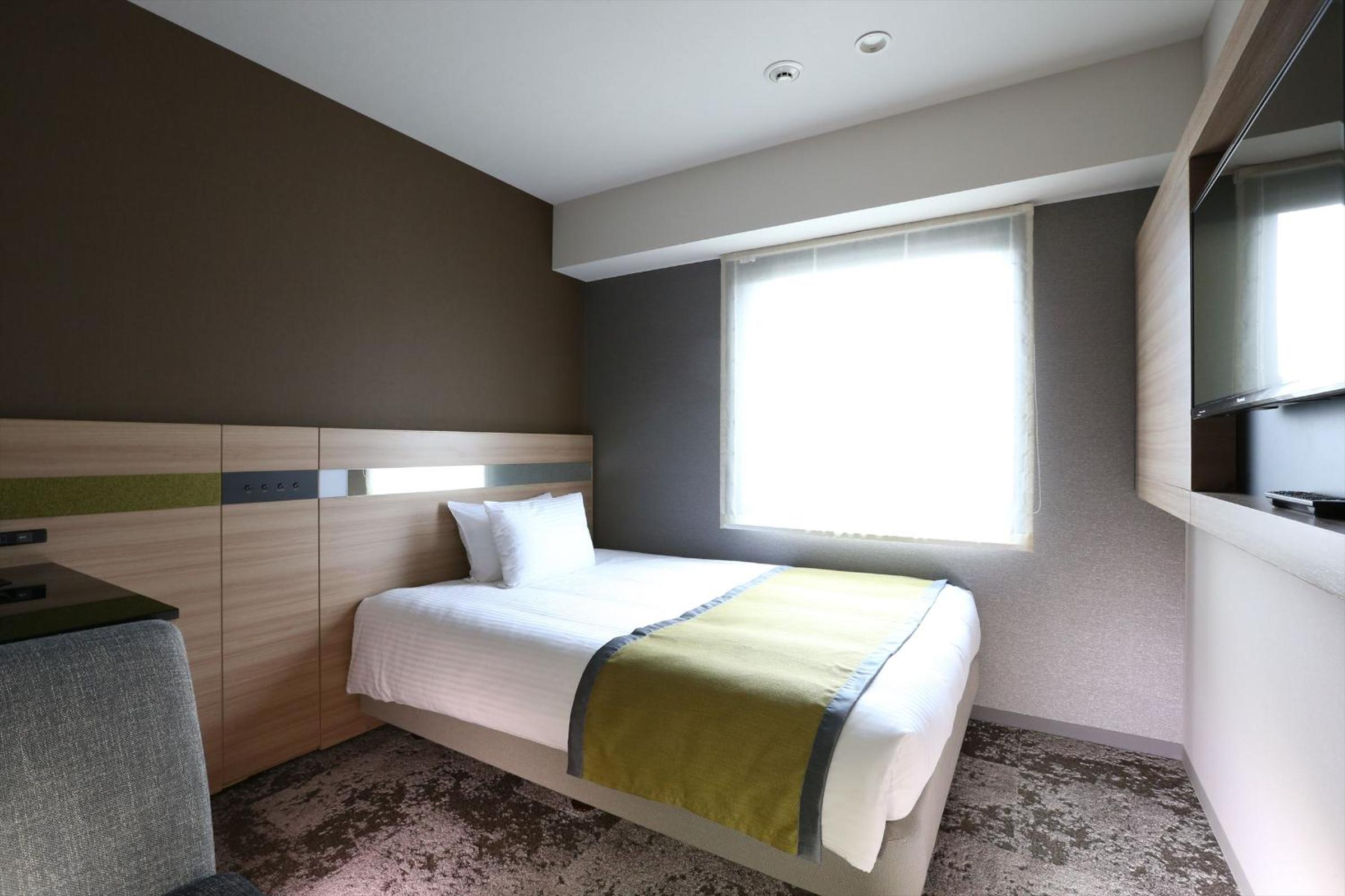 Double Room with Small Double Bed - Non-Smoking photo 1