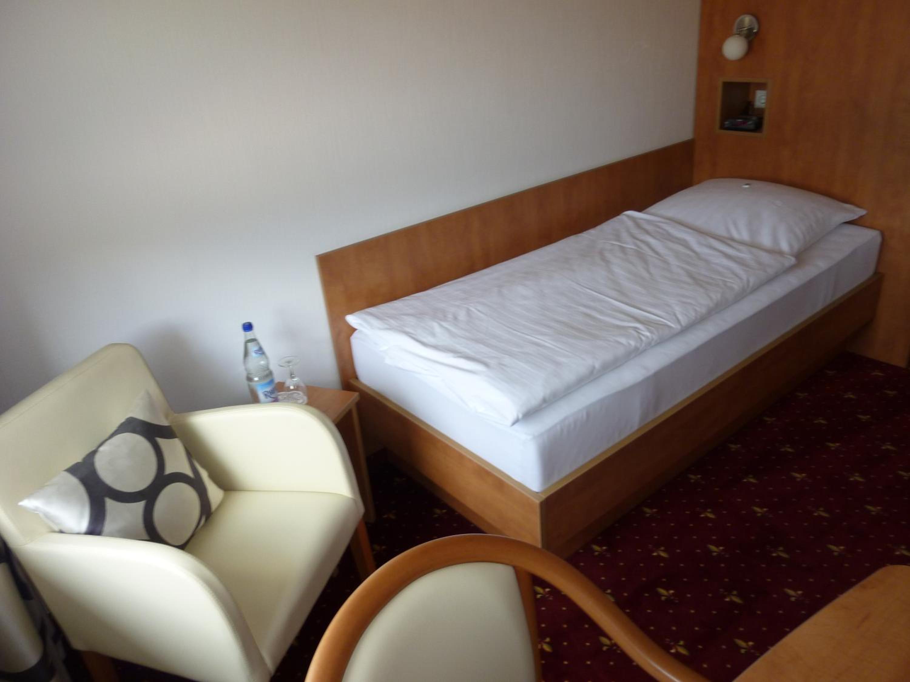 Single Room photo 1