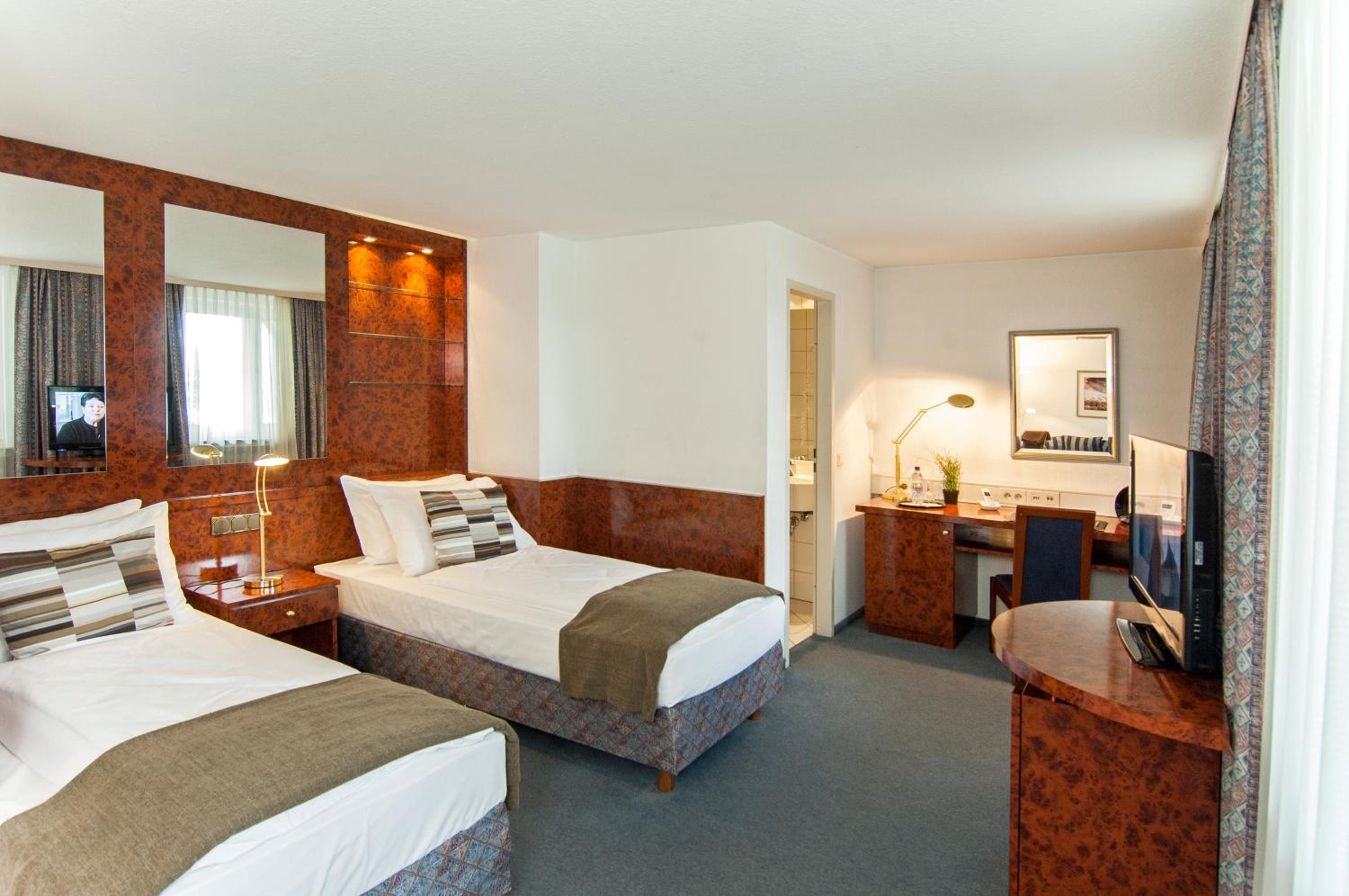 Double Room - Photo 2