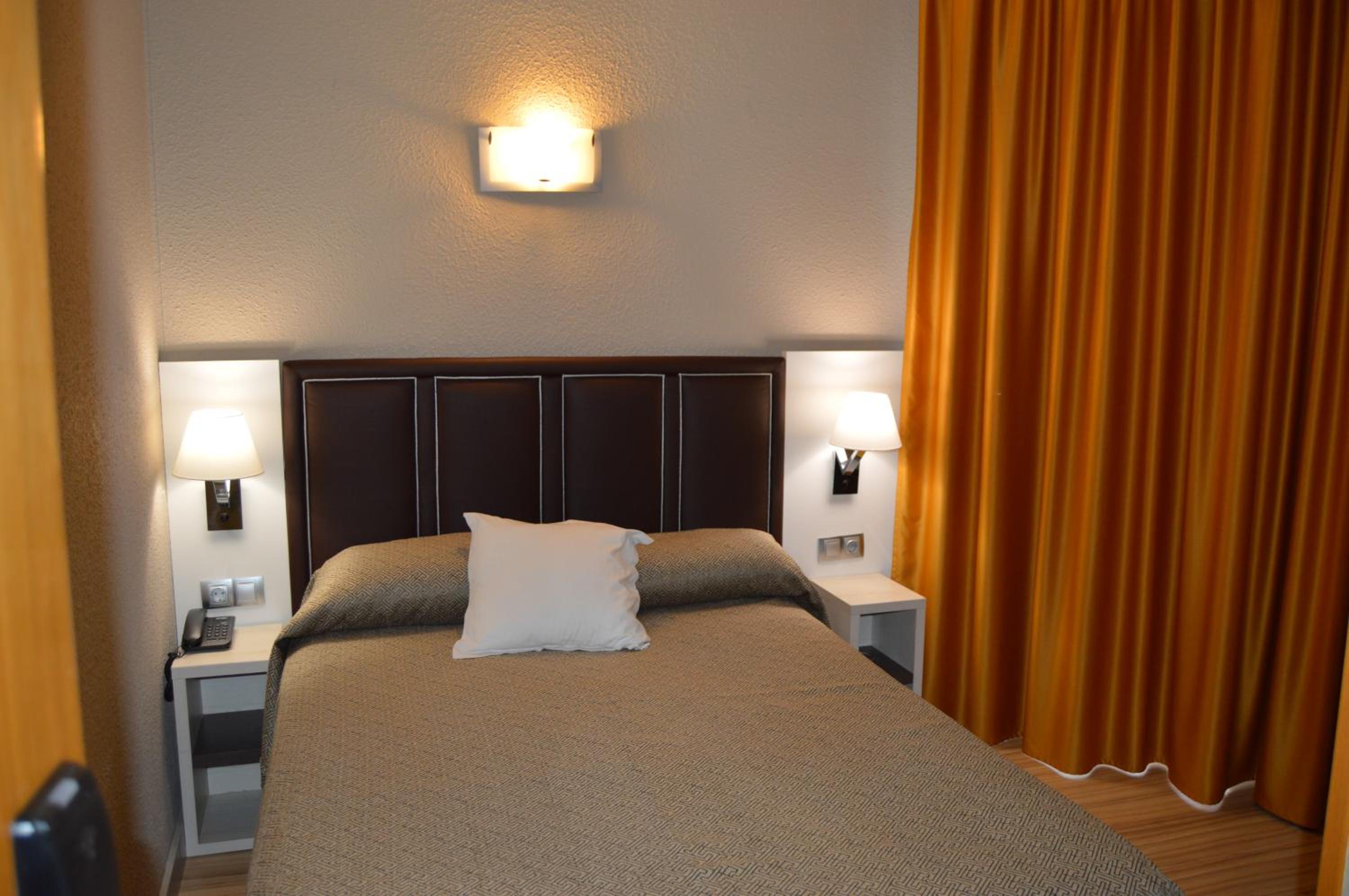 Standard Single Room photo 2