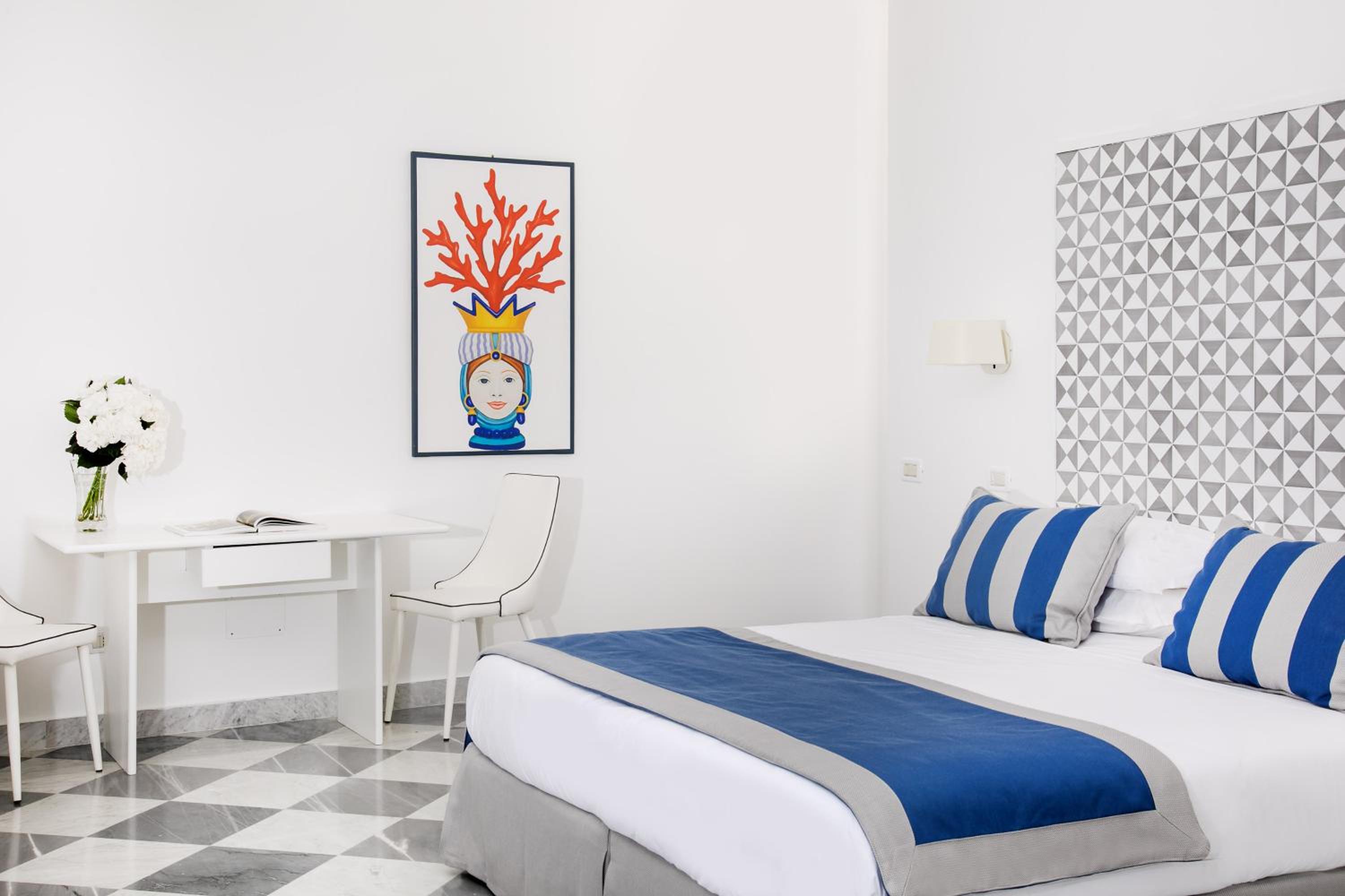 Superior Double or Twin Room with Sea View - Photo 1