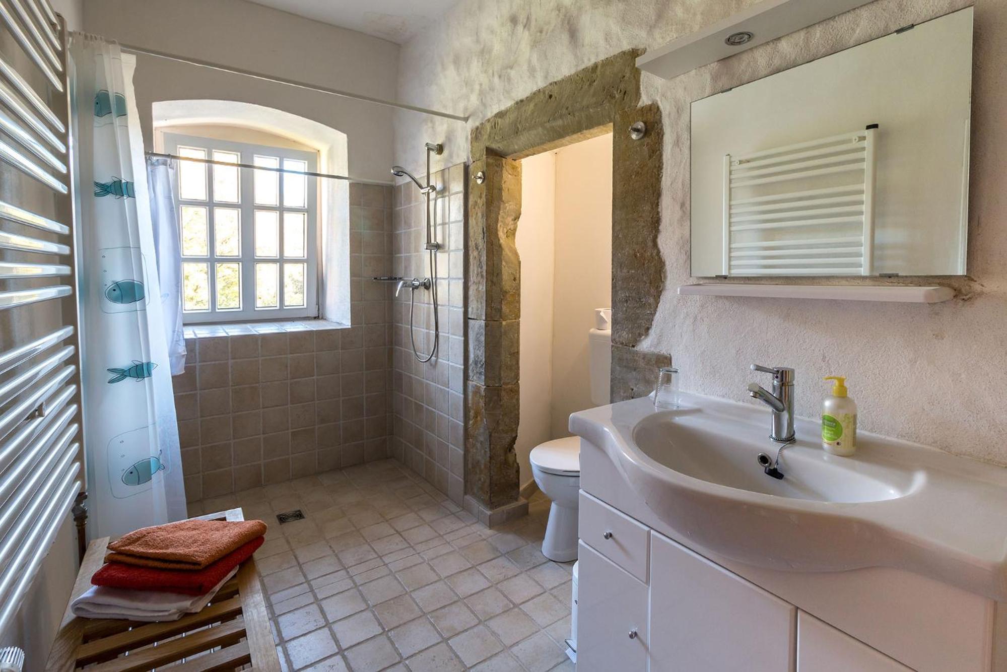 Single Room with Shower photo 3