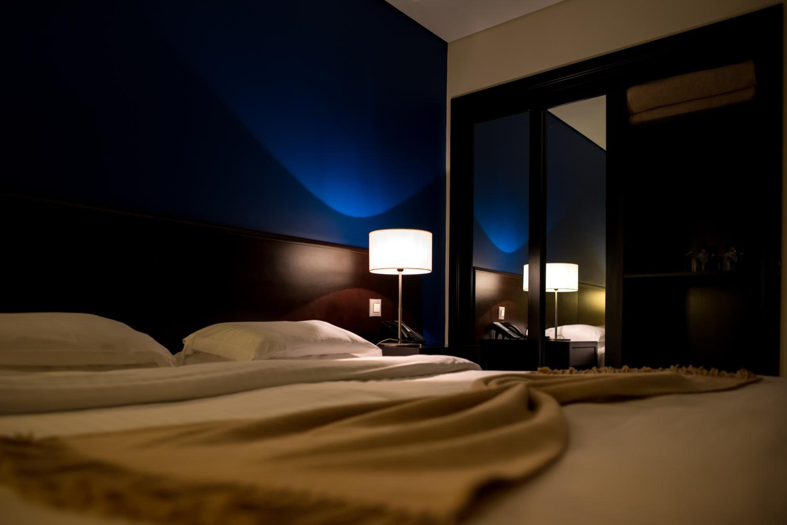 Superior Suite - Photo 6