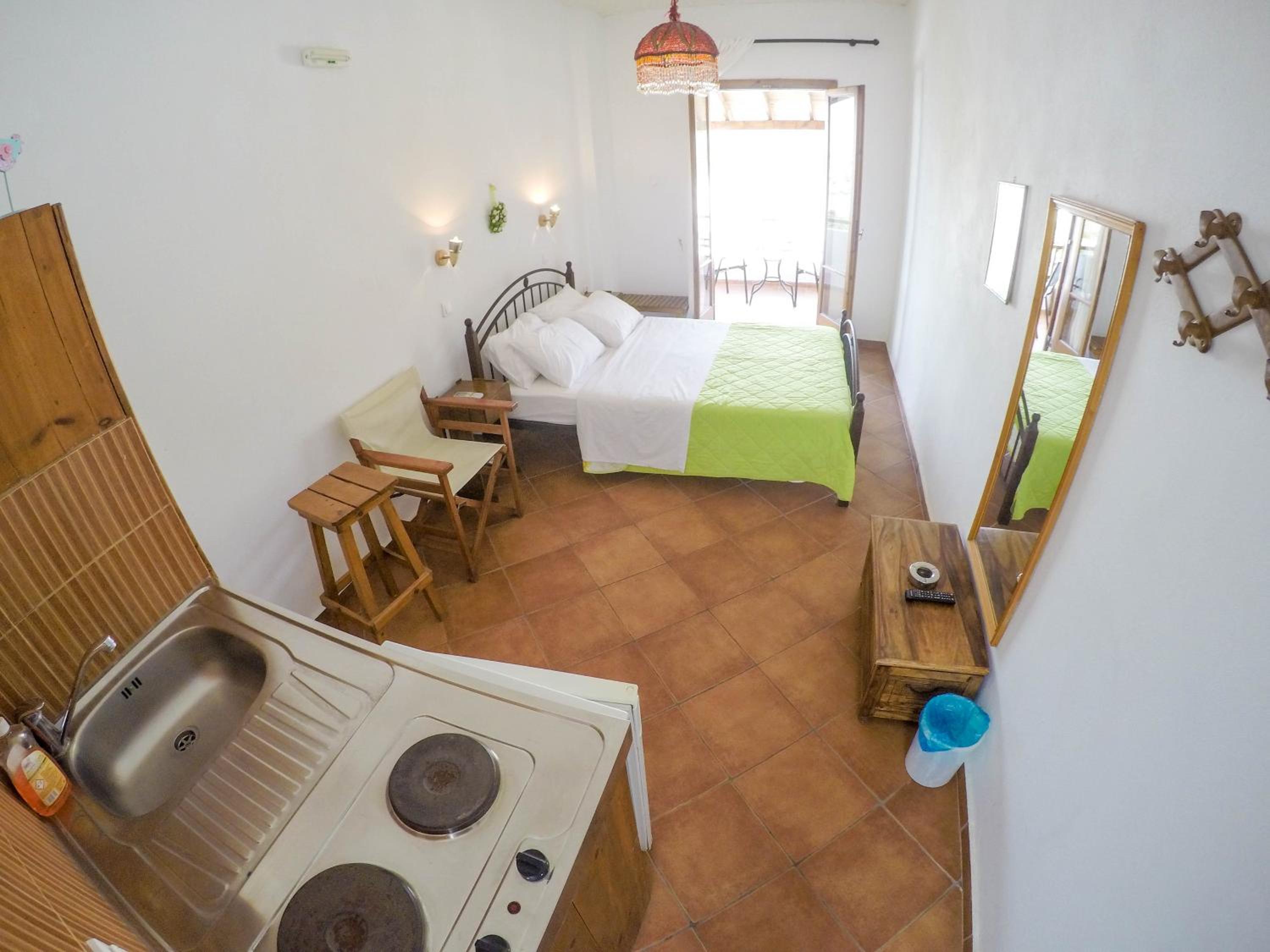 Studio with Sea View (2 Adults)