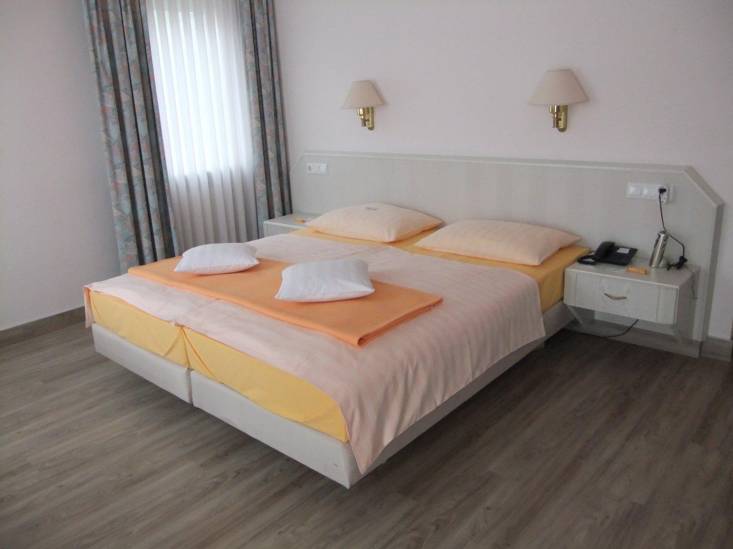 Double Room - Photo 1