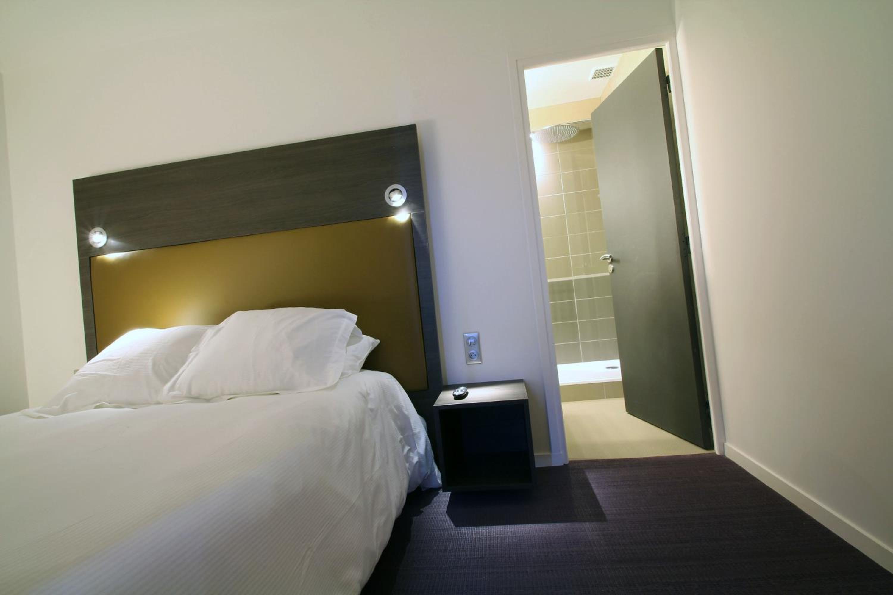 Deluxe Double Room - Photo 3