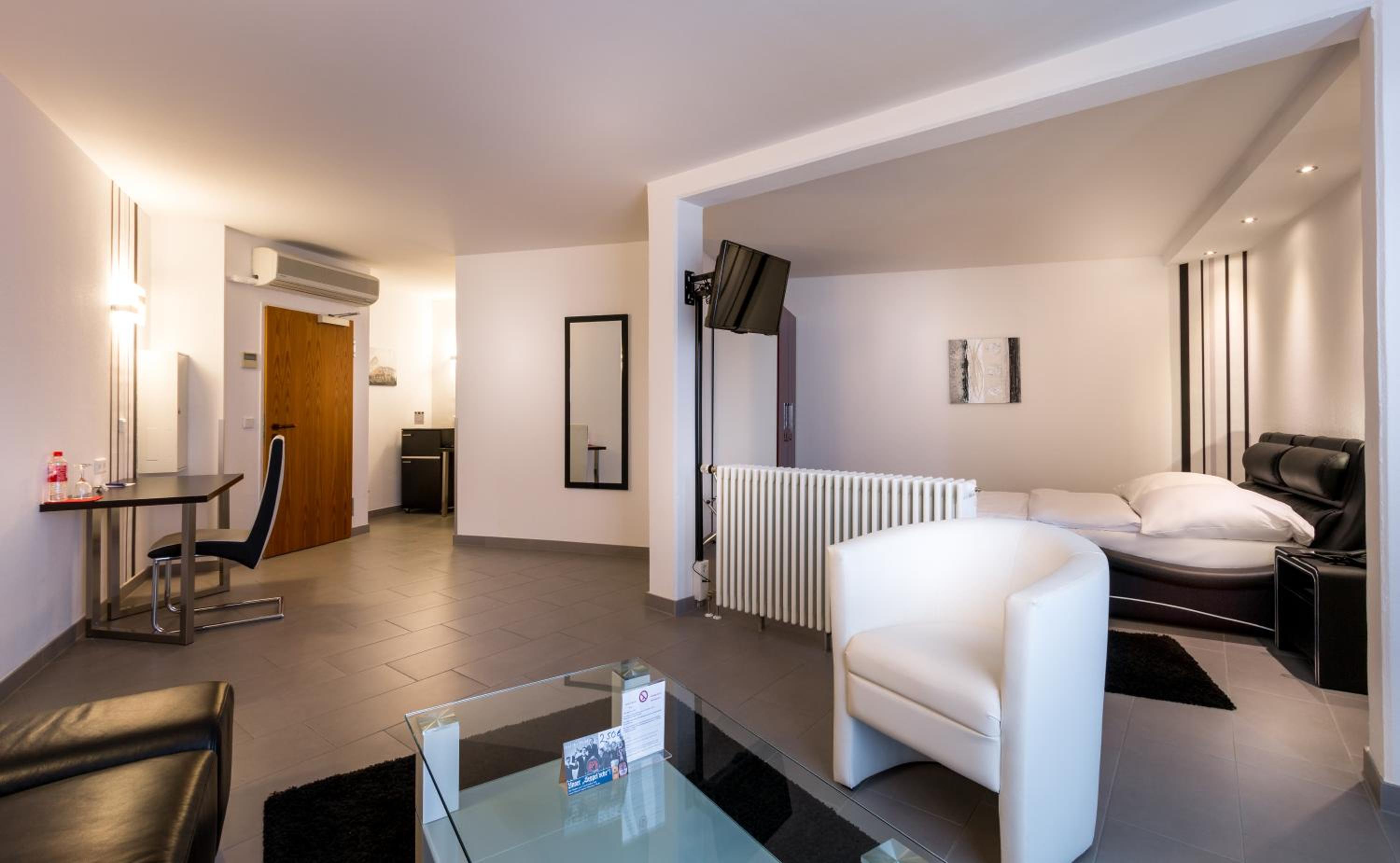 Superior Apartment photo 3