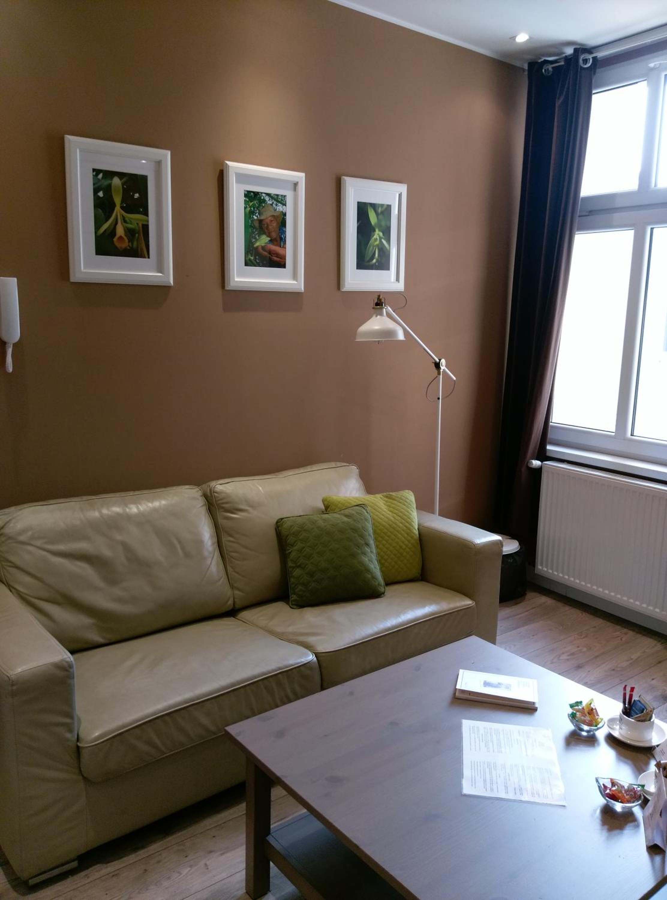 Studio Apartment - Photo 9