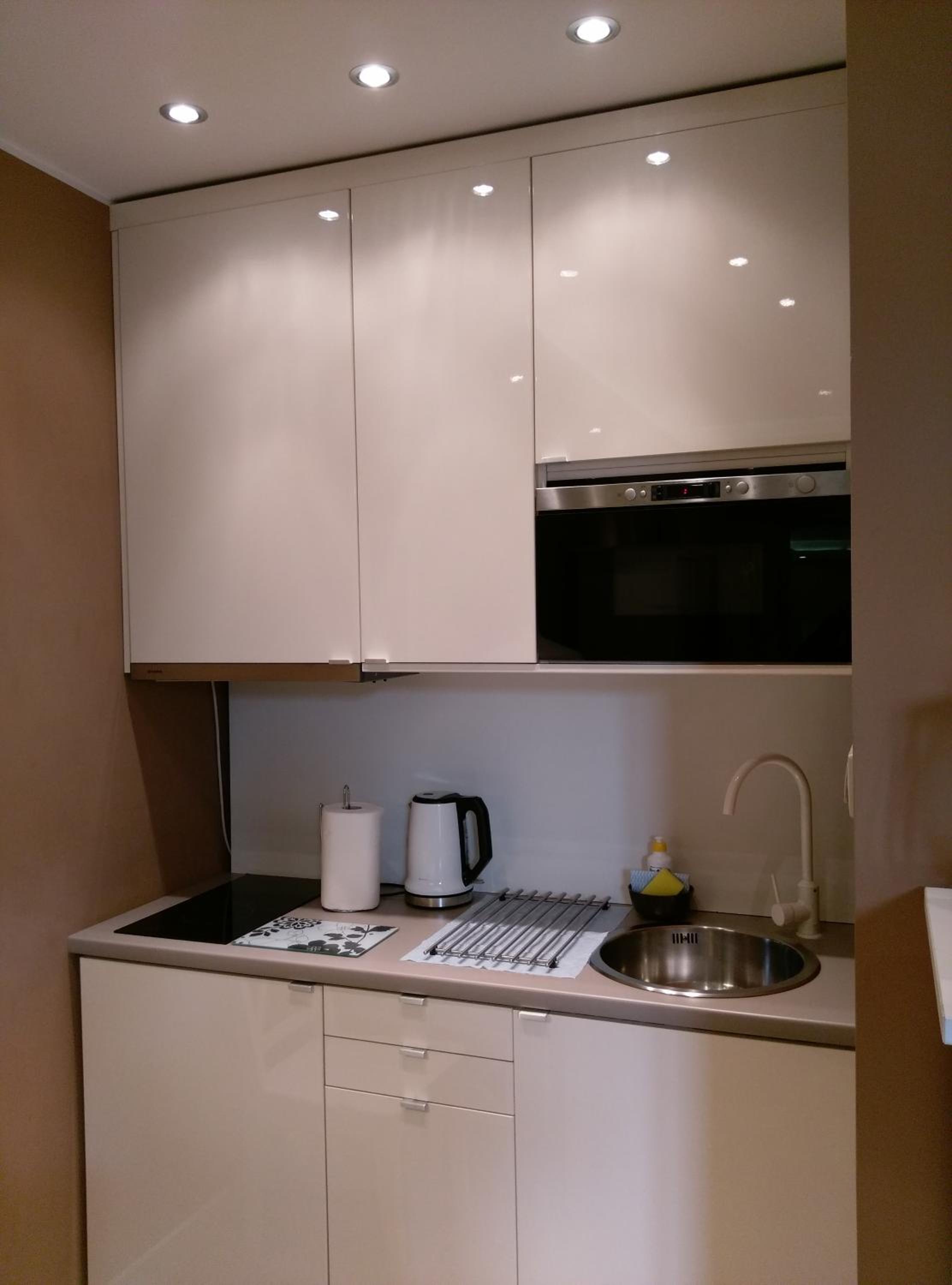 Studio Apartment - Photo 15