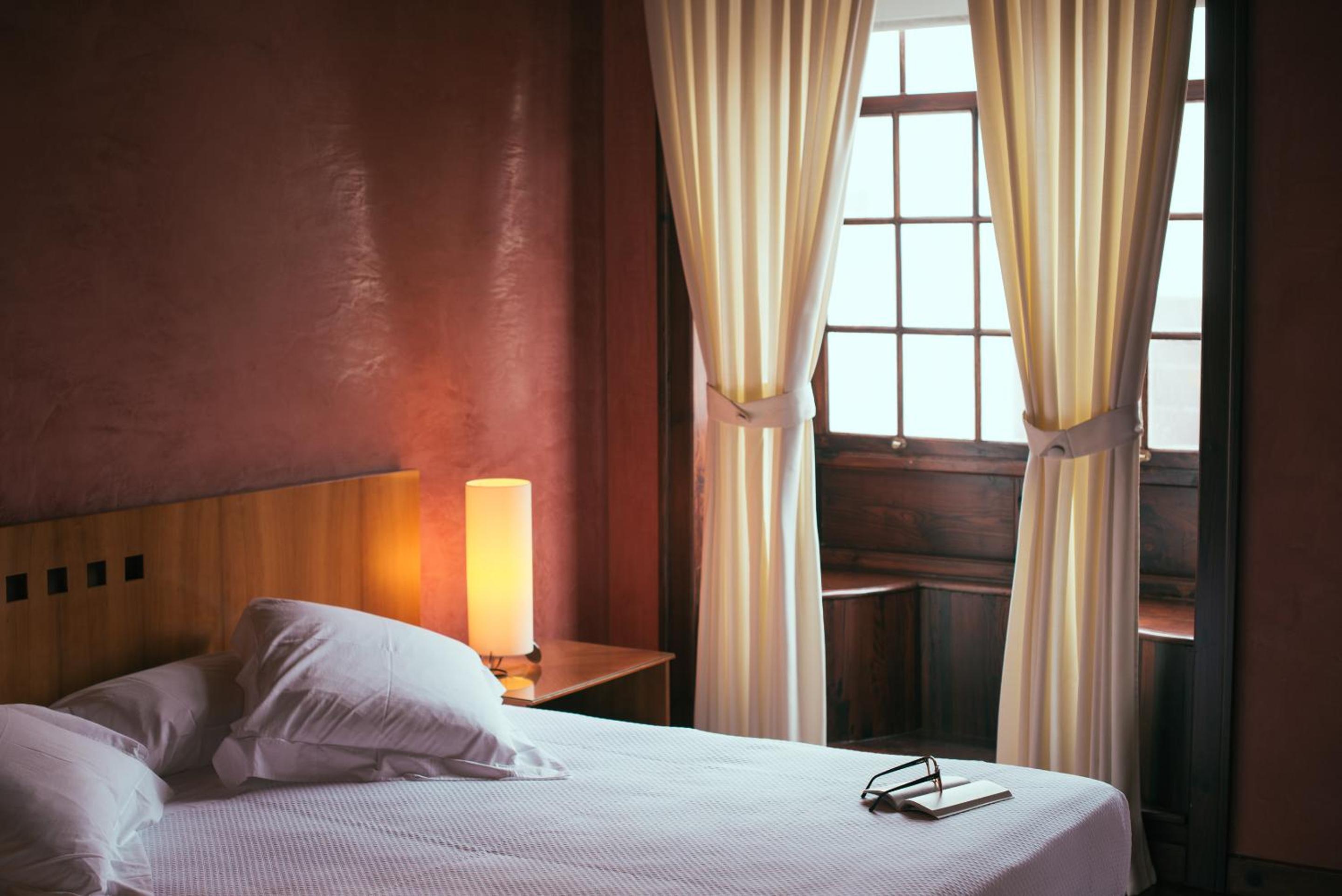 Double Room thumbnail 5