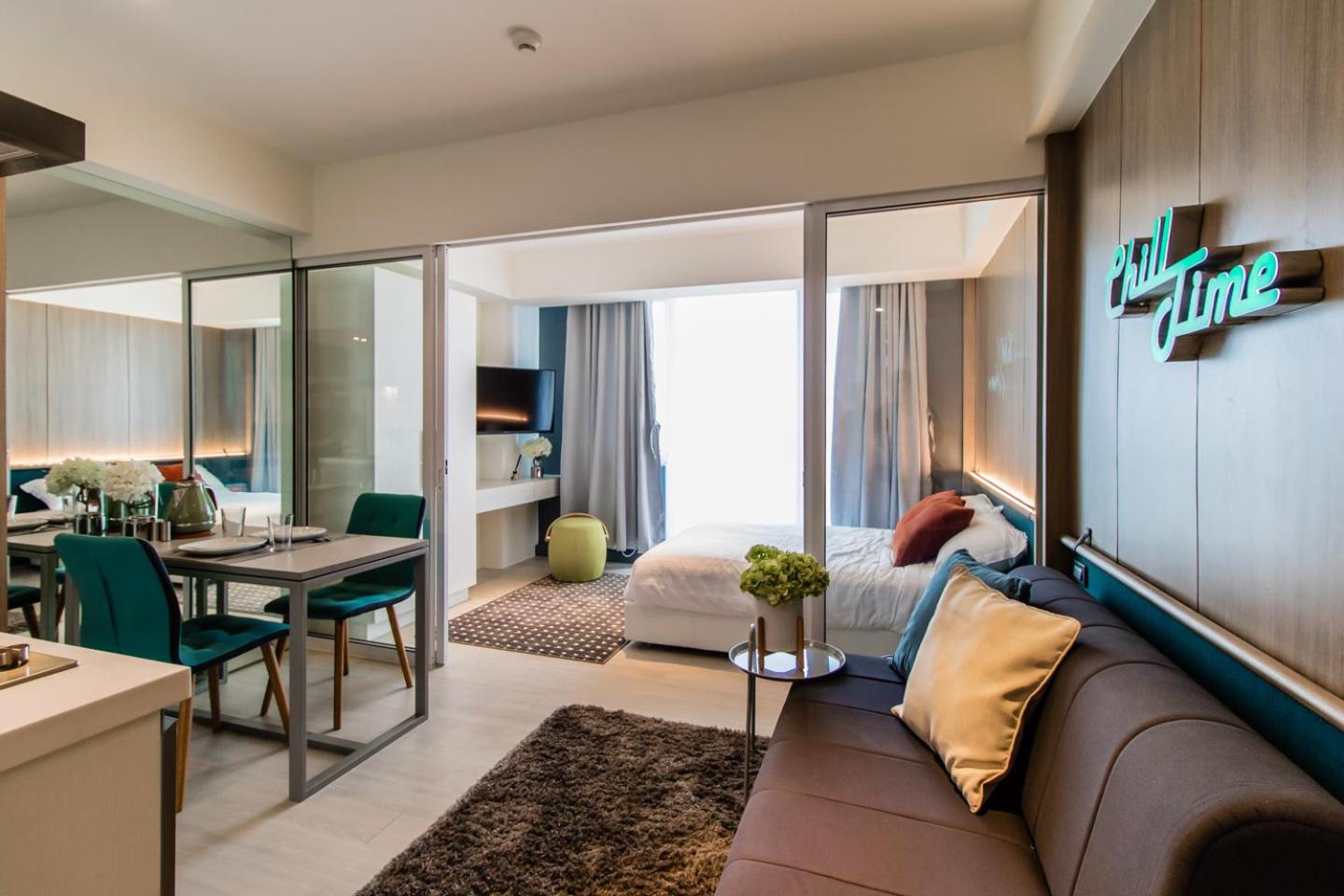 Apartment with Balcony