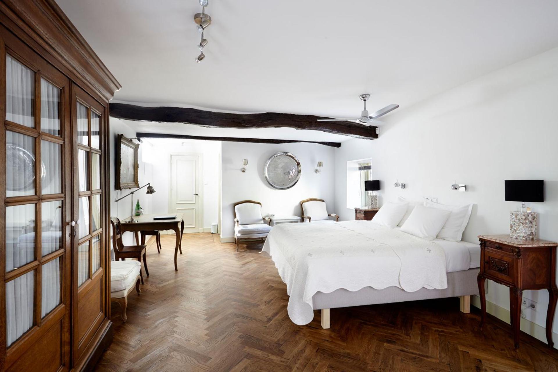 King Room with Garden View photo 2