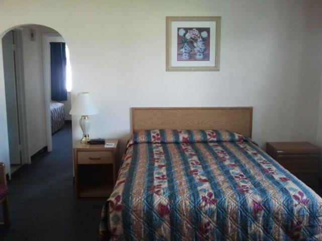 Two-Bedroom Suite - Non-Smoking - Photo 1