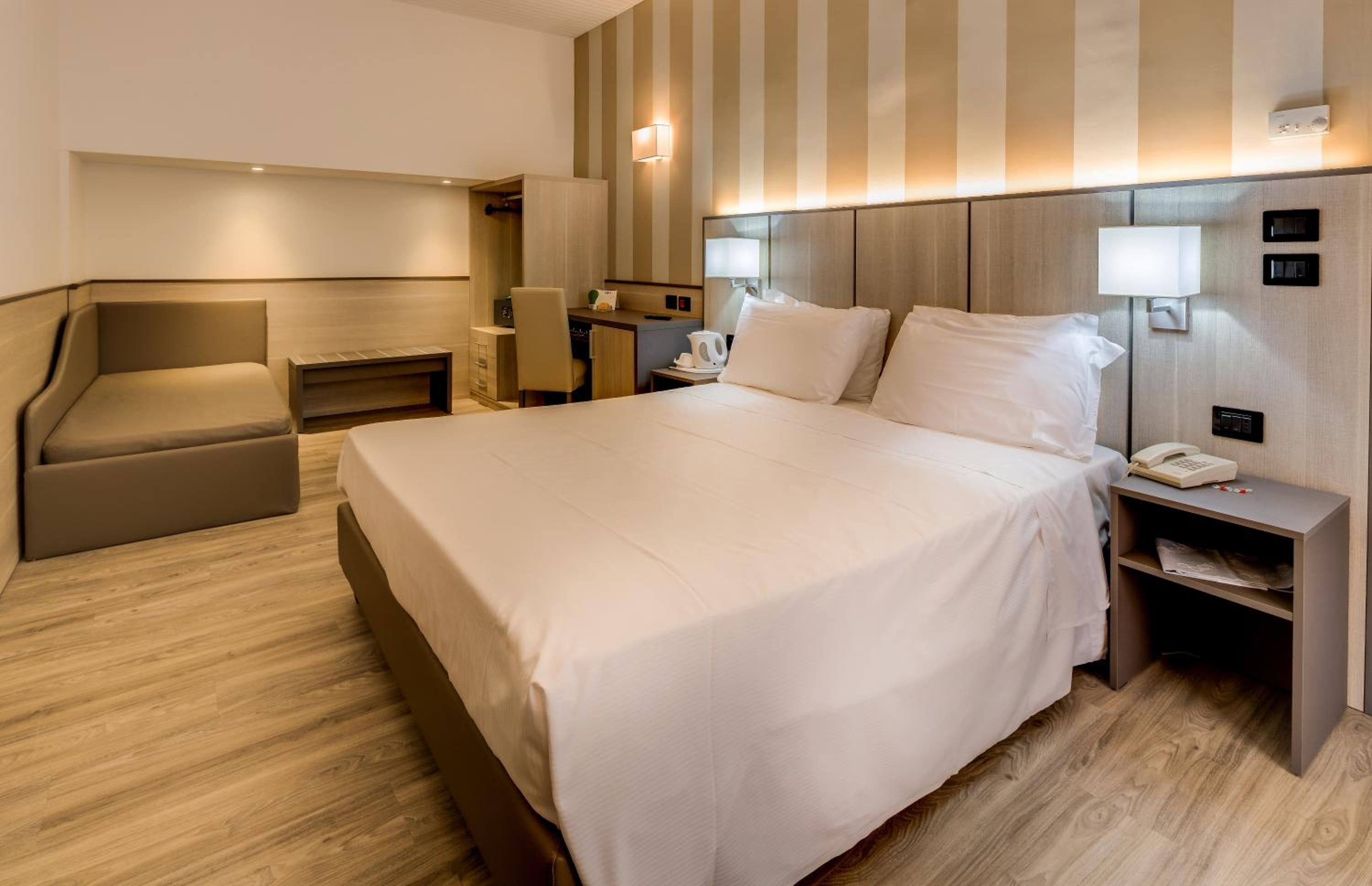 Triple Room - Photo 4