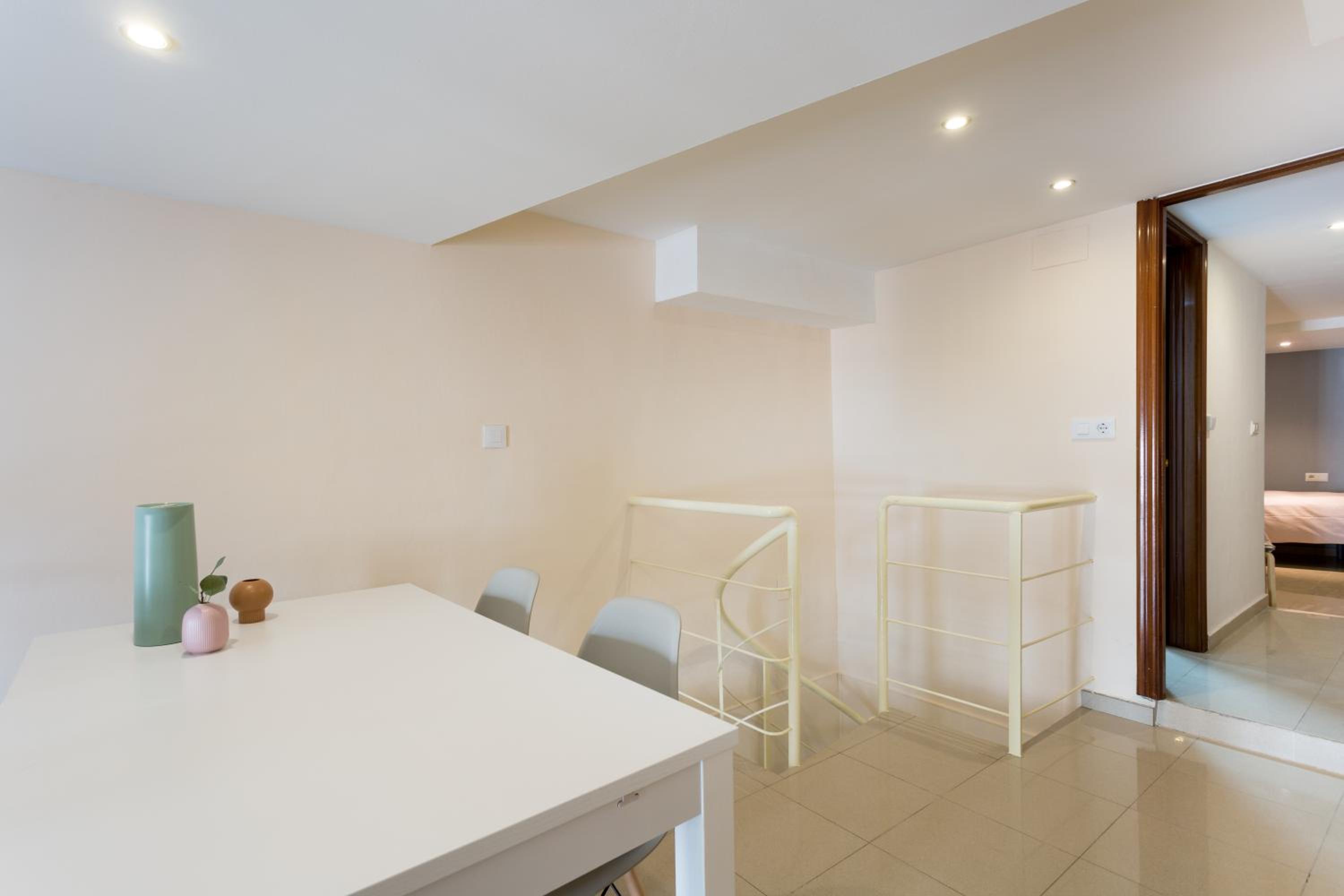 Duplex Apartment - Photo 28