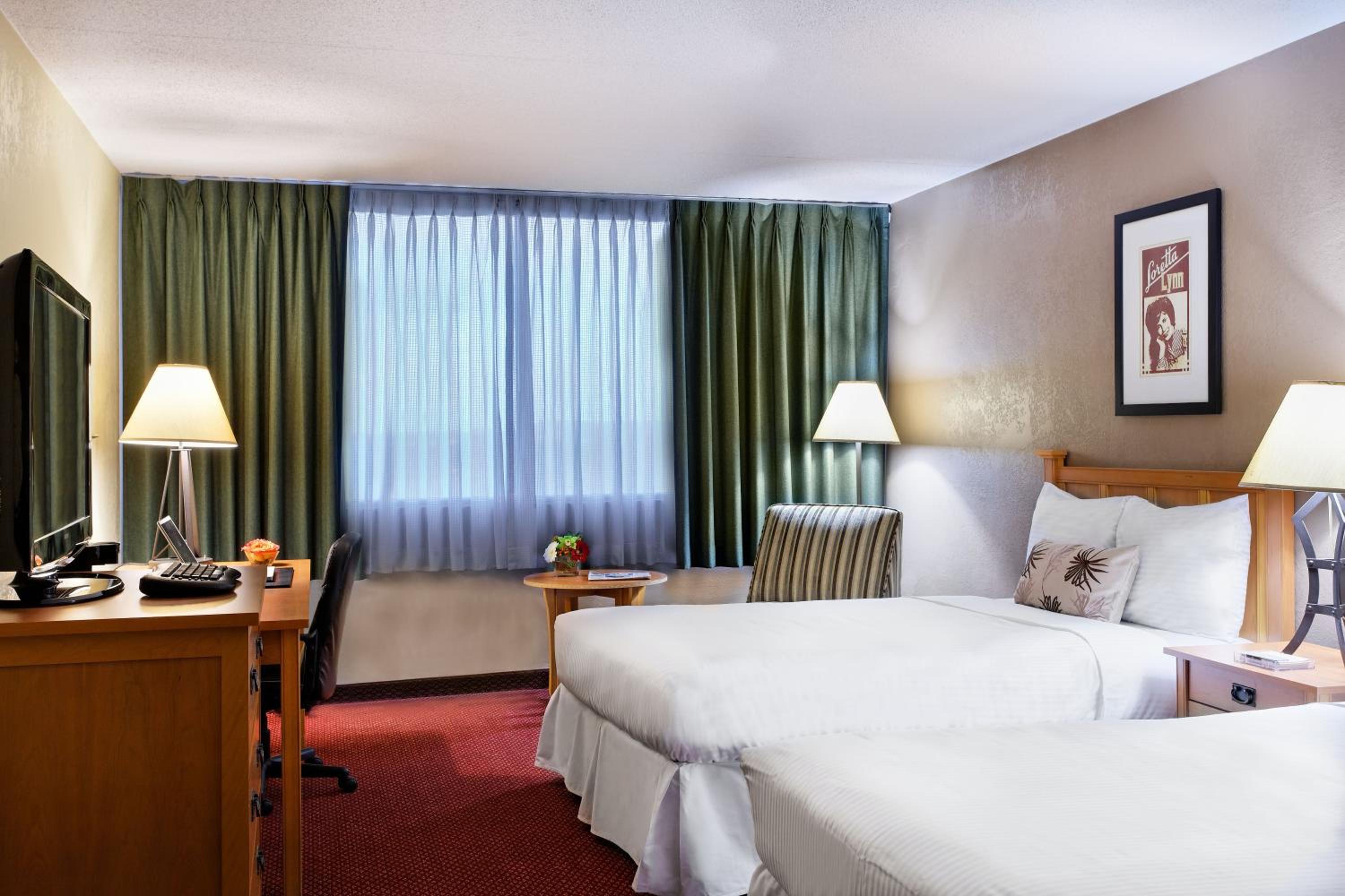 Standard Double Room with Two Double Beds - Photo 1