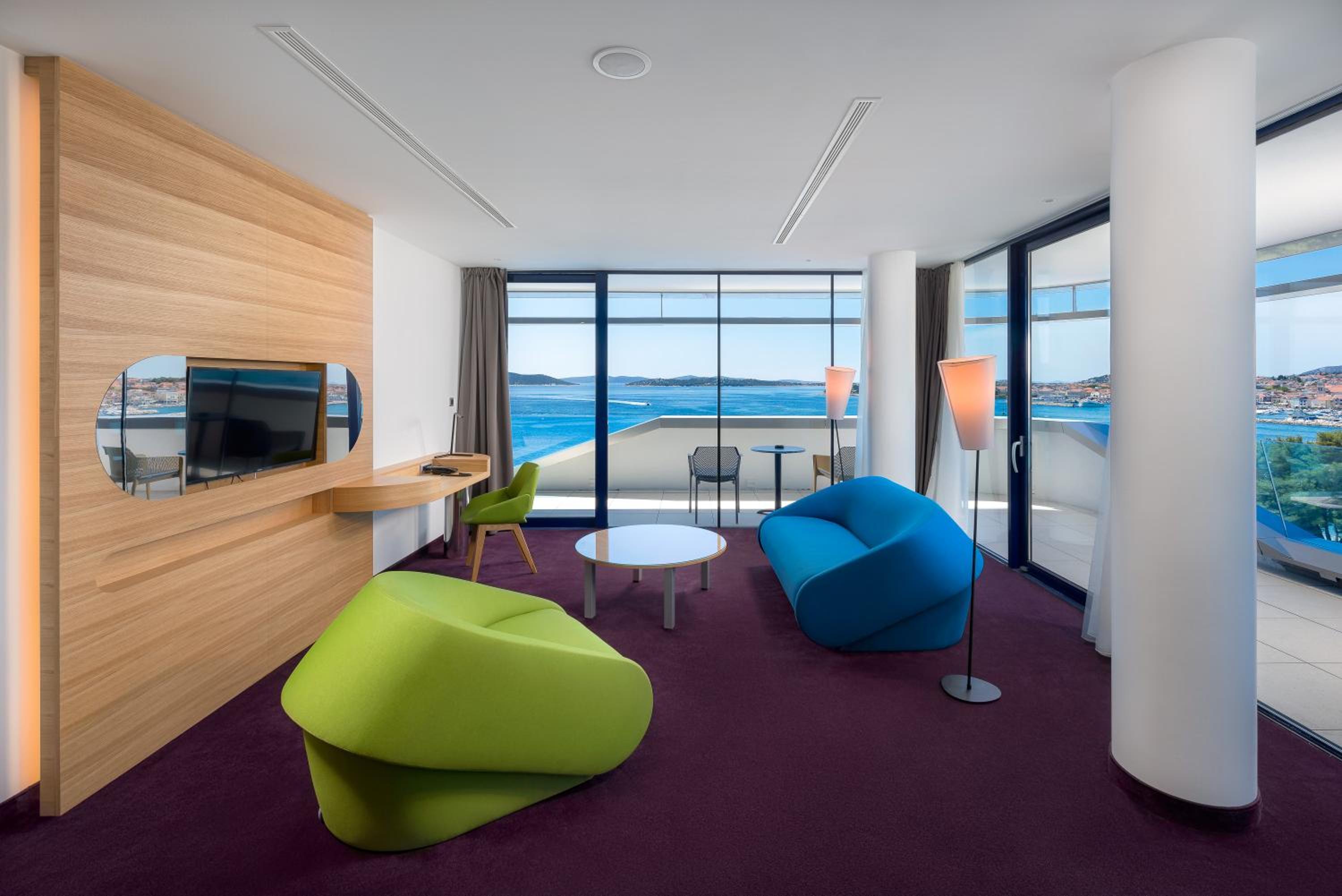 Premium Suite with Terrace and Sea View photo 3