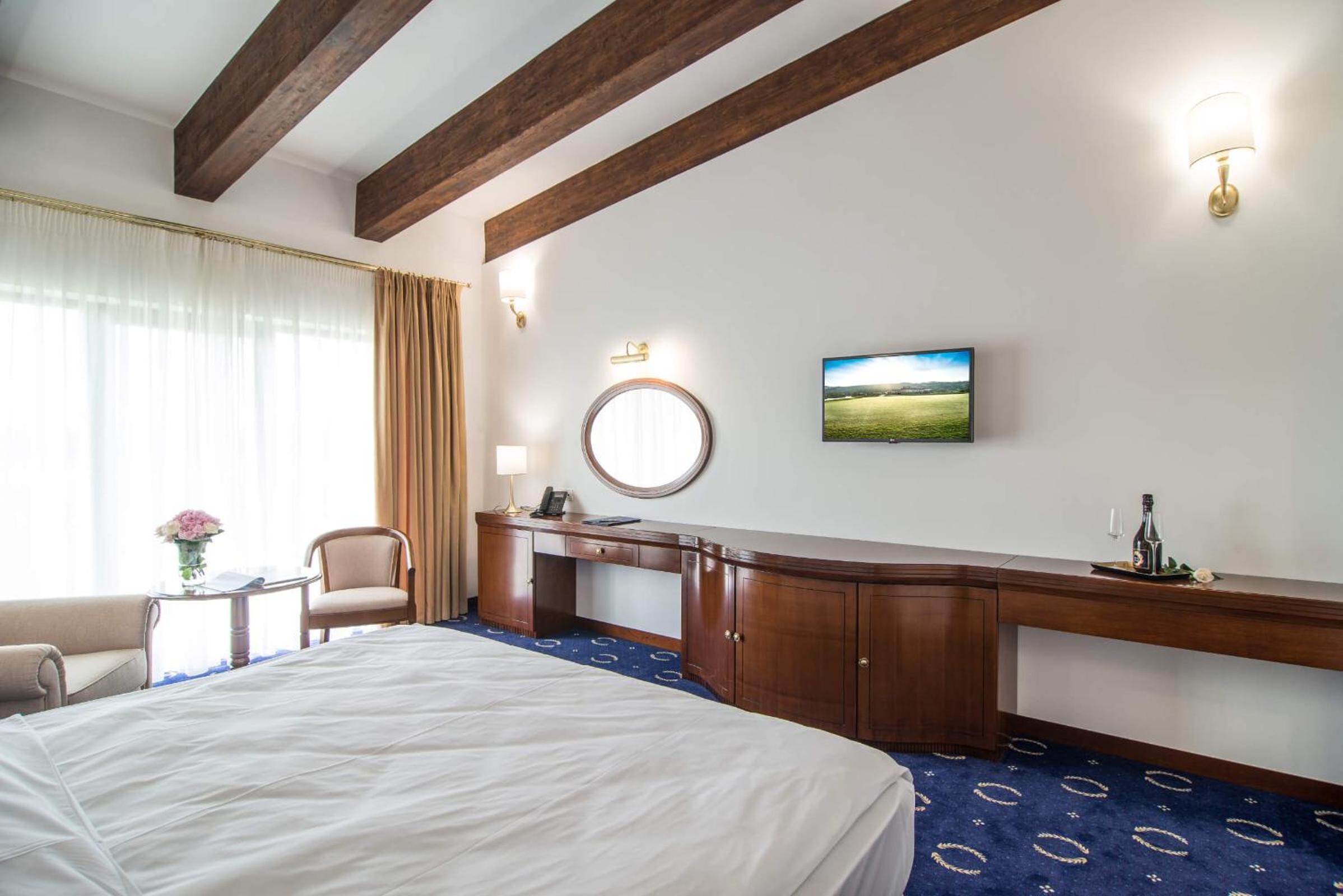 Double Room - Photo 1
