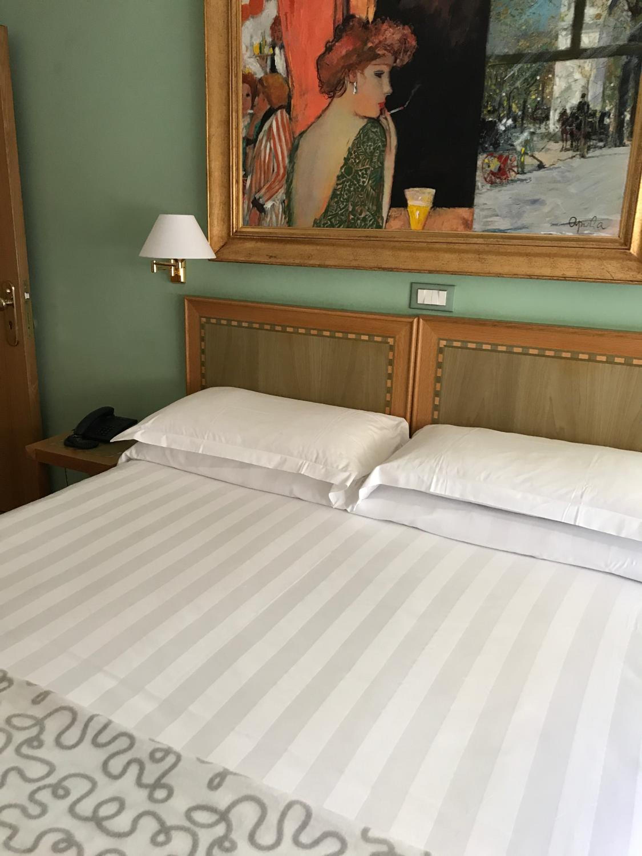 Superior Double Room - Photo 4