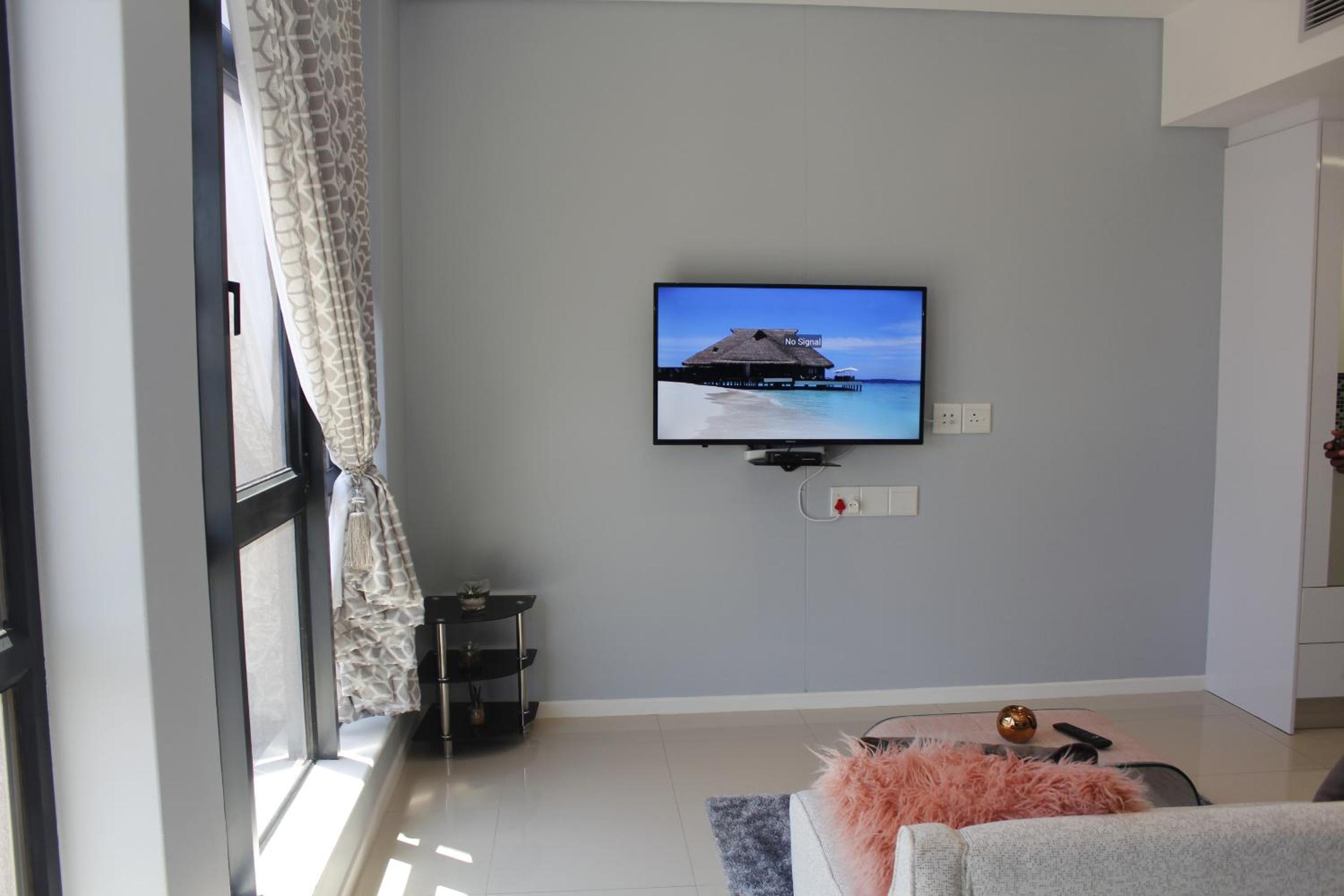 Studio Apartment photo 3