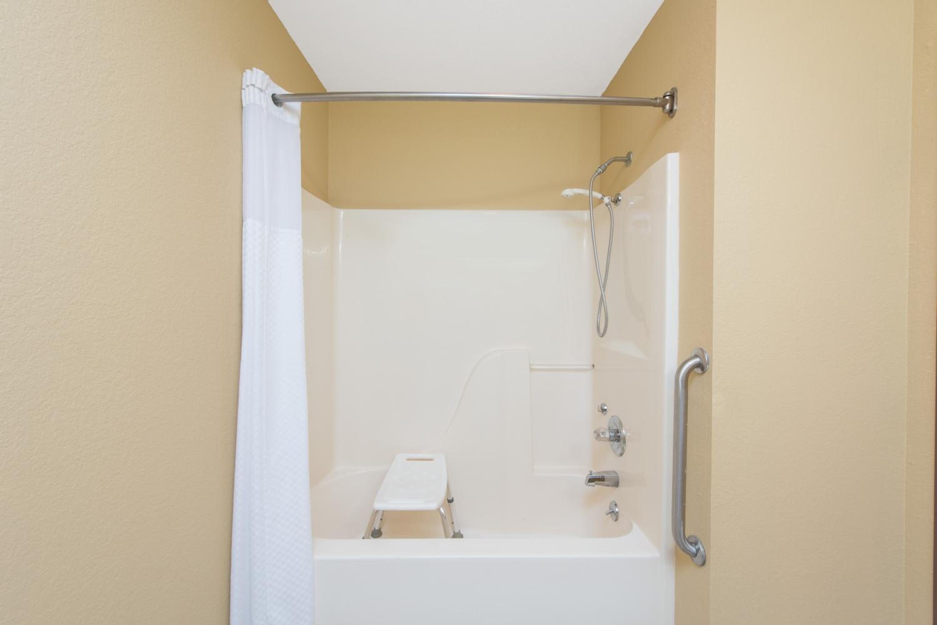 Queen Room - Disability Access/Non-Smoking - Photo 4