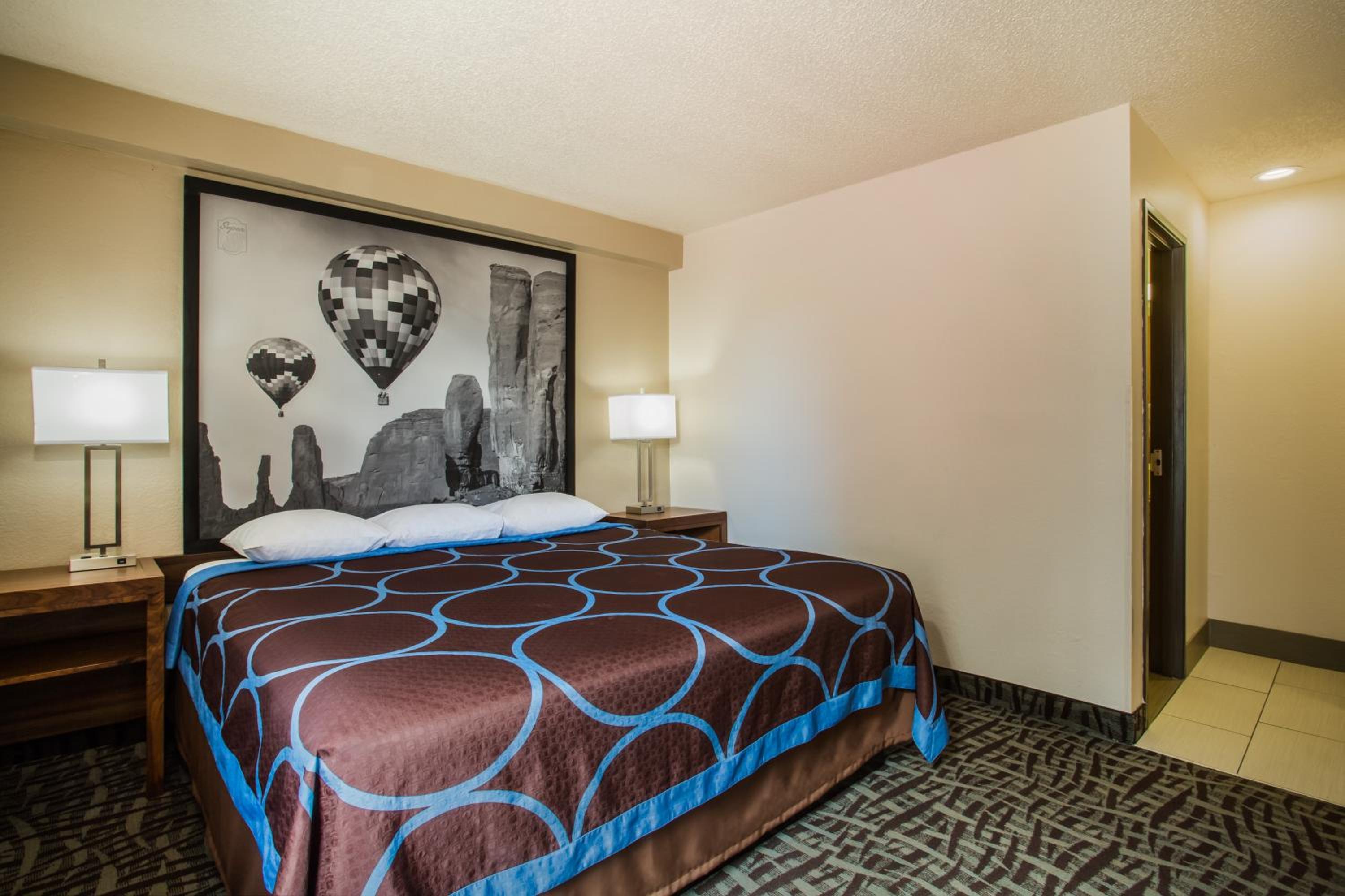 King Room - Mobility Access/Non-Smoking - Photo 2