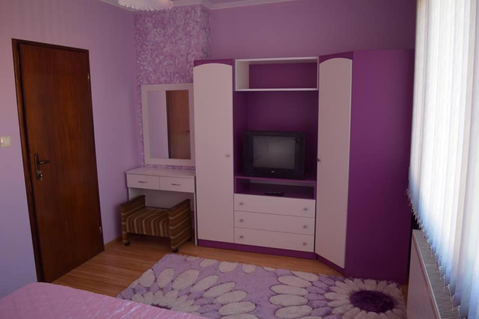Standard Double Room photo 3