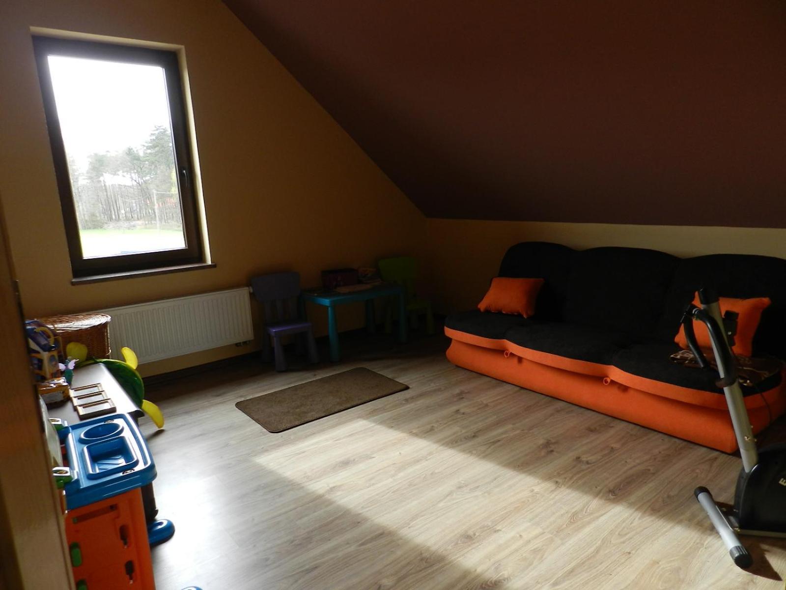 Three-Bedroom House photo 3