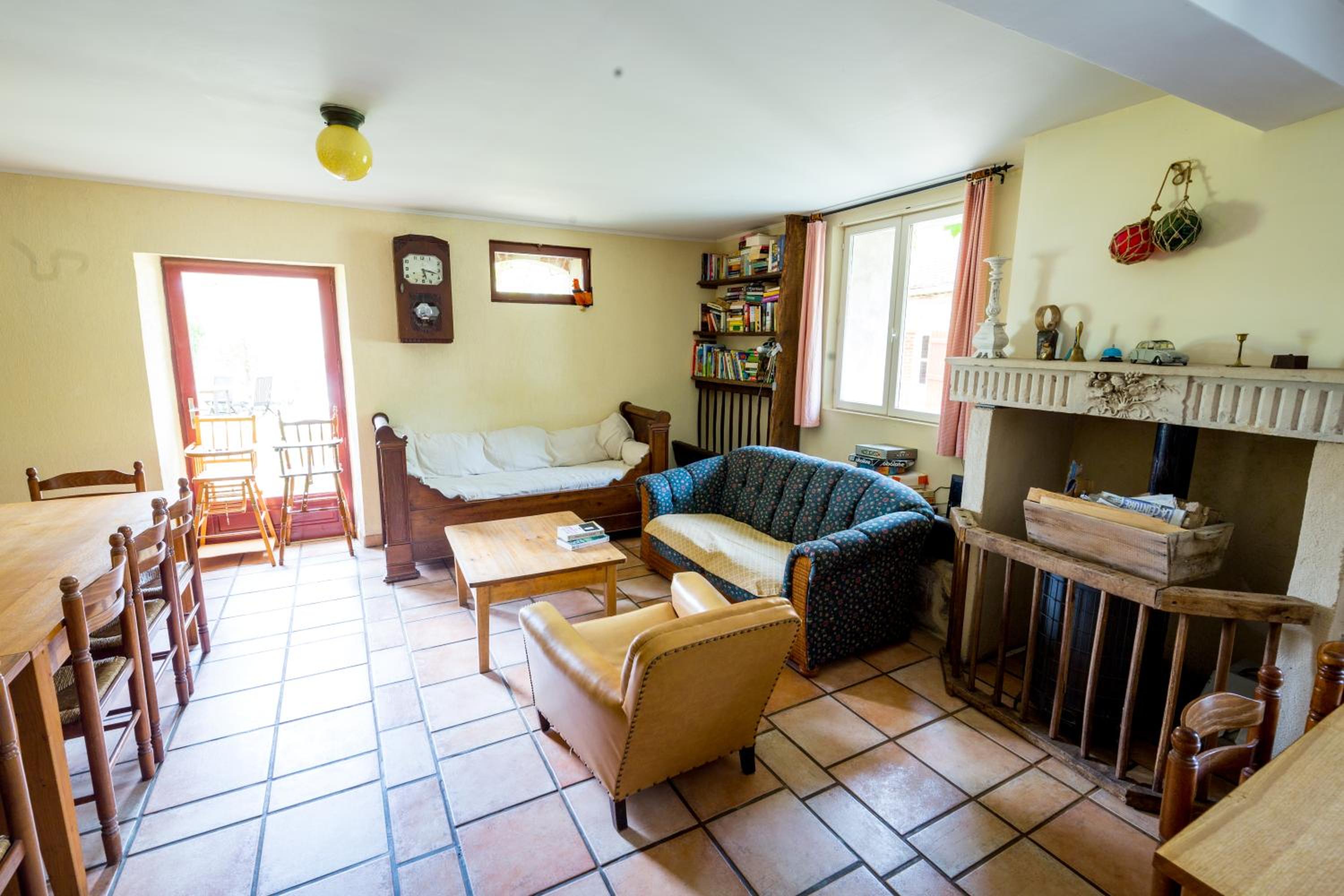 Standard Double Room - Photo 22
