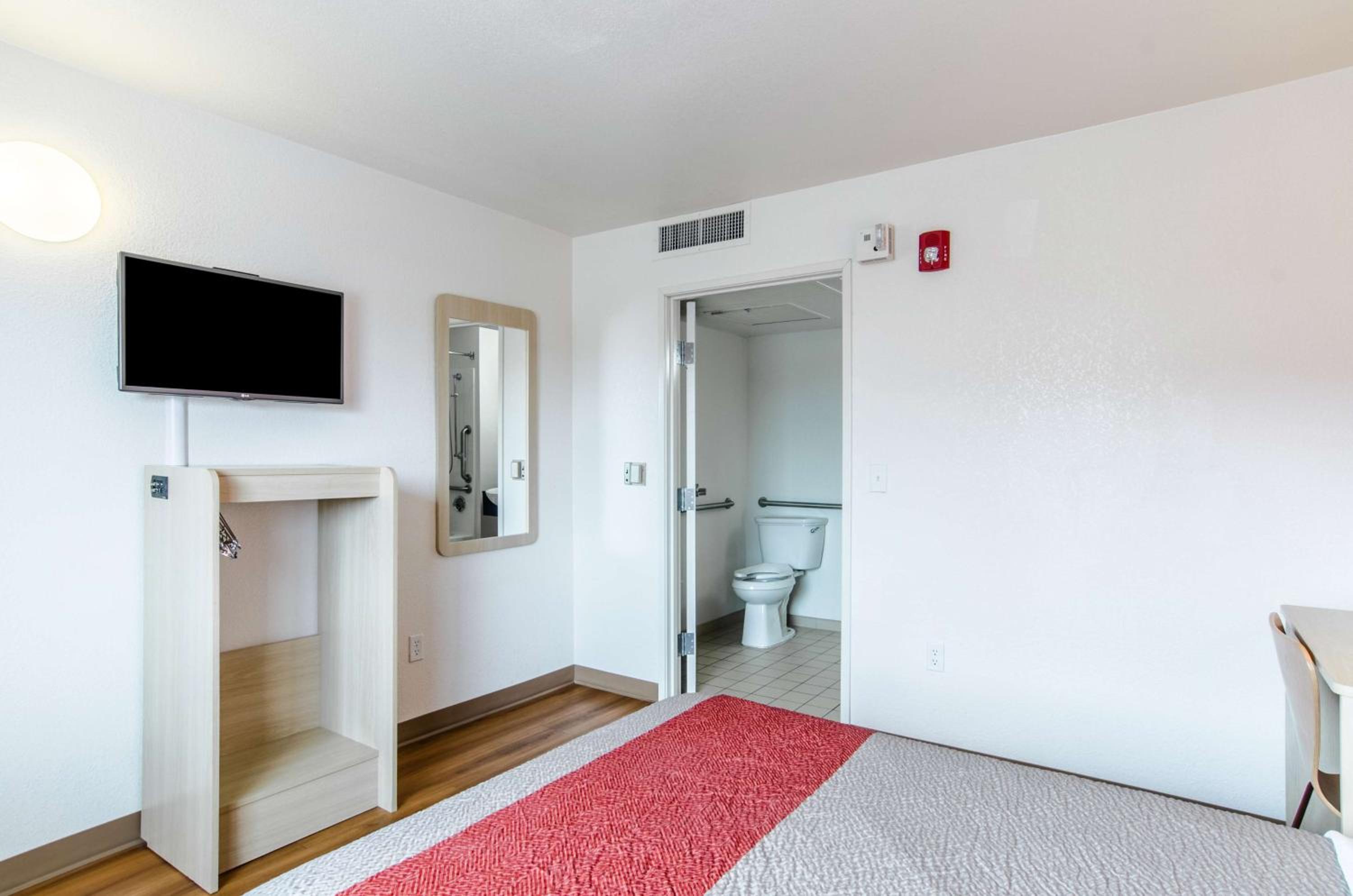 Deluxe Queen Room photo 3
