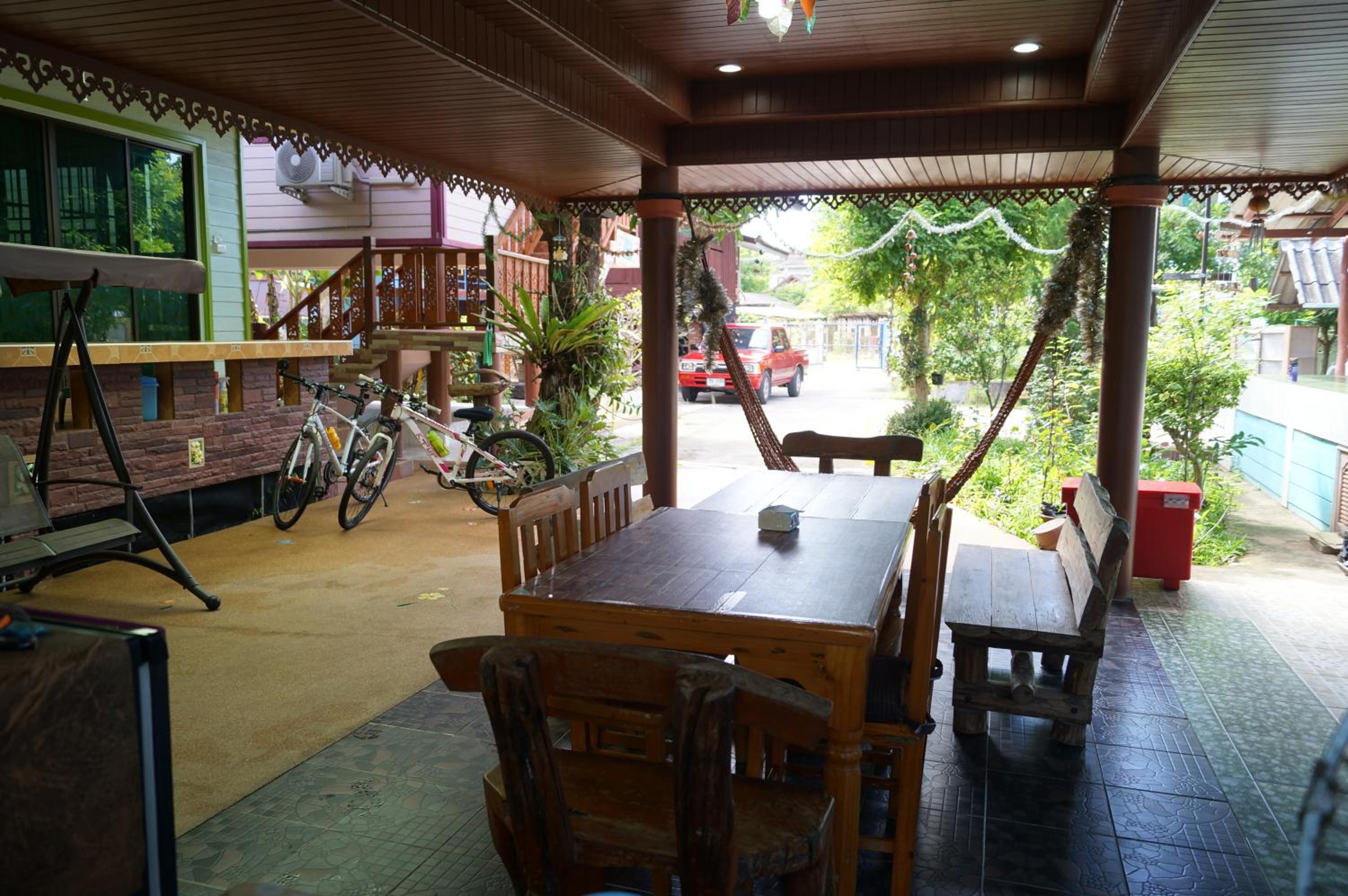 Double Room with Balcony (2 Adults + 1 Child) - Photo 5